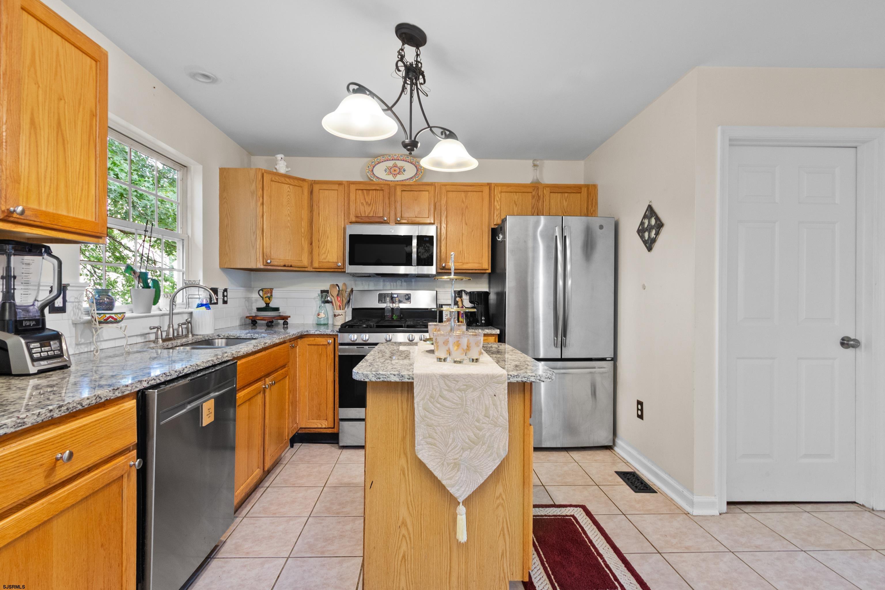 114 Pine Knoll Circle Hamilton Township NJ 08330