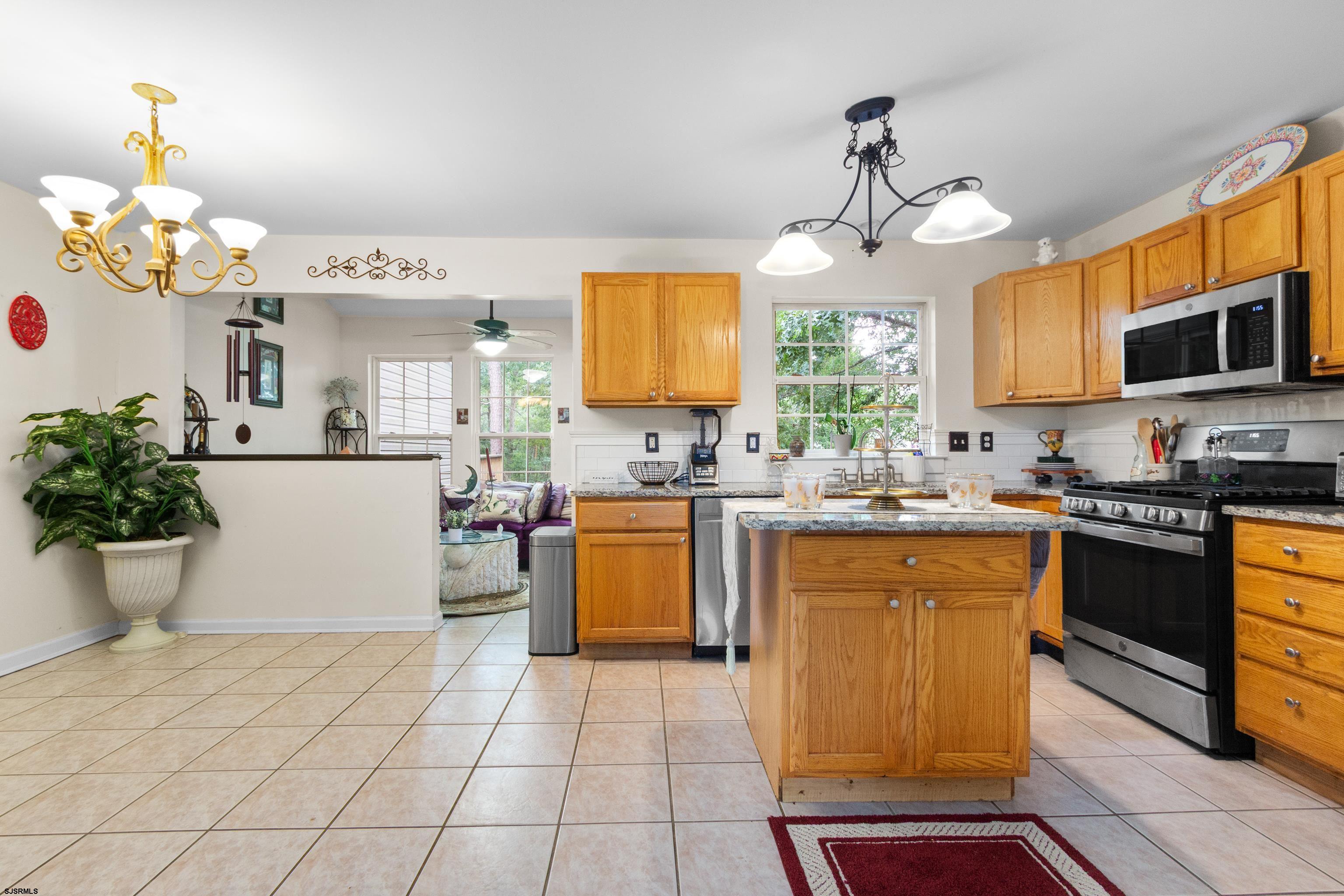 114 Pine Knoll Circle Hamilton Township NJ 08330