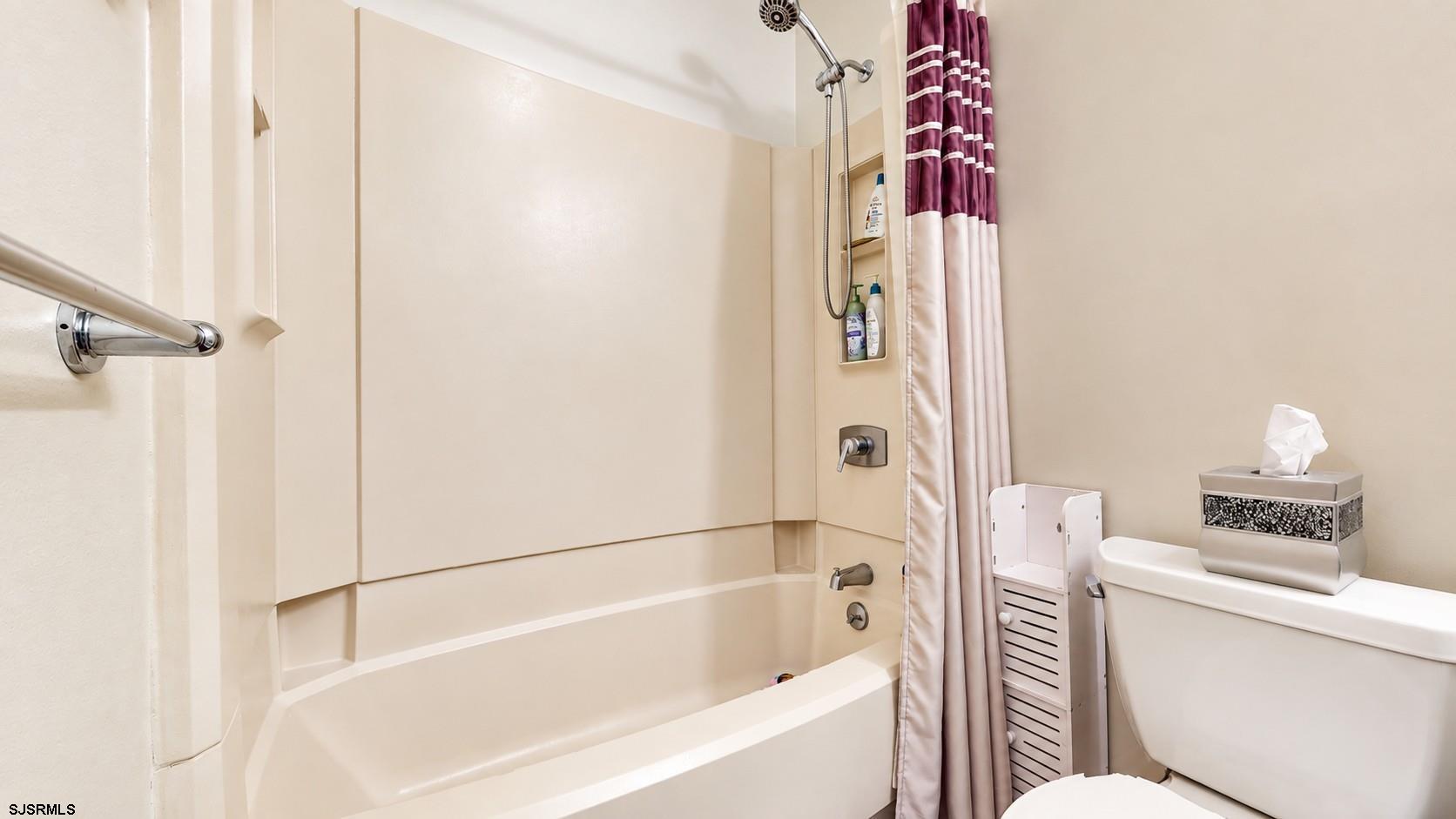 164 Club Place Galloway Township NJ 08205