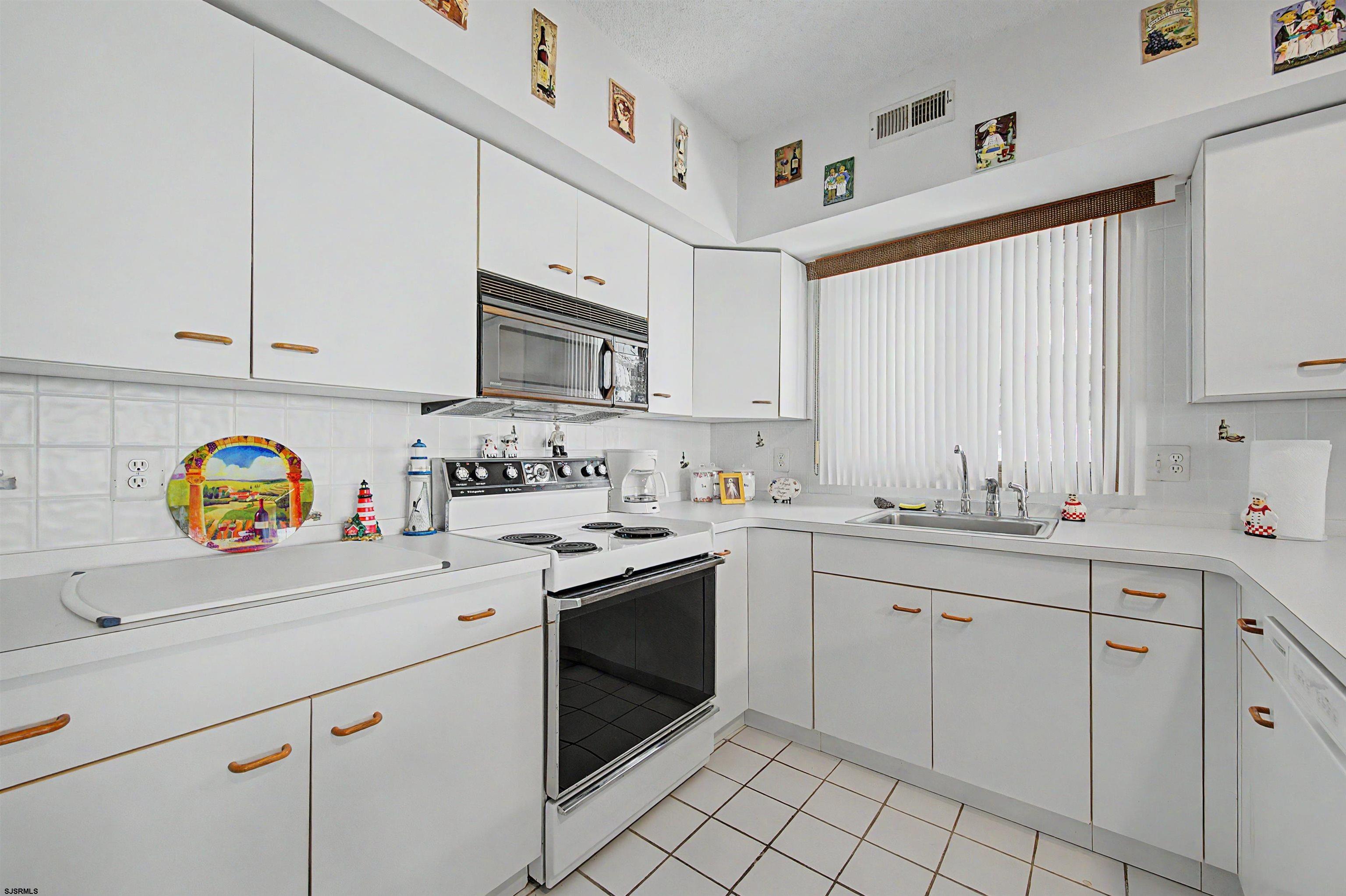 3007 Bayshore Avenue Brigantine NJ 08203-9999