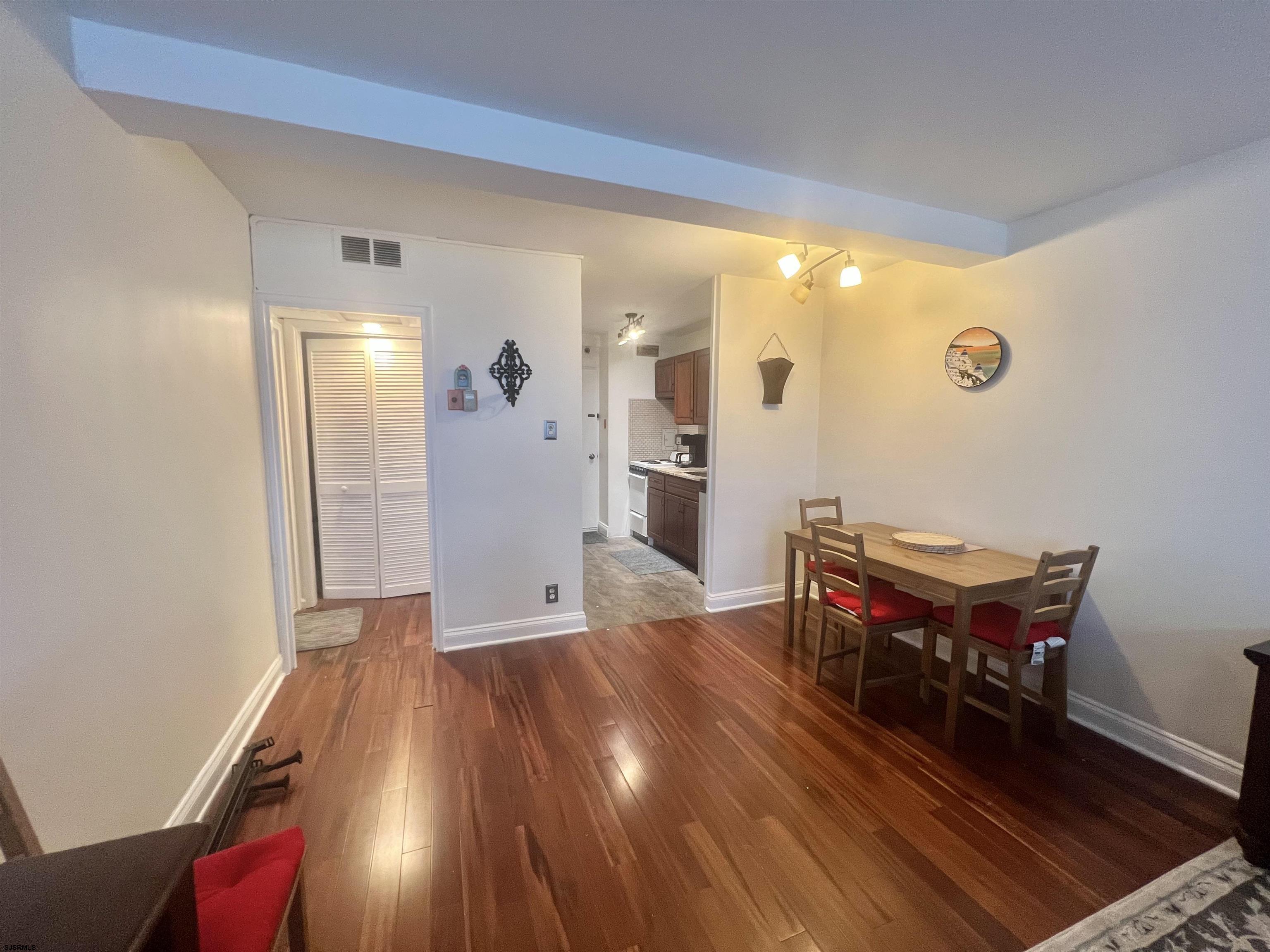 101 S Raleigh Atlantic City NJ 08401