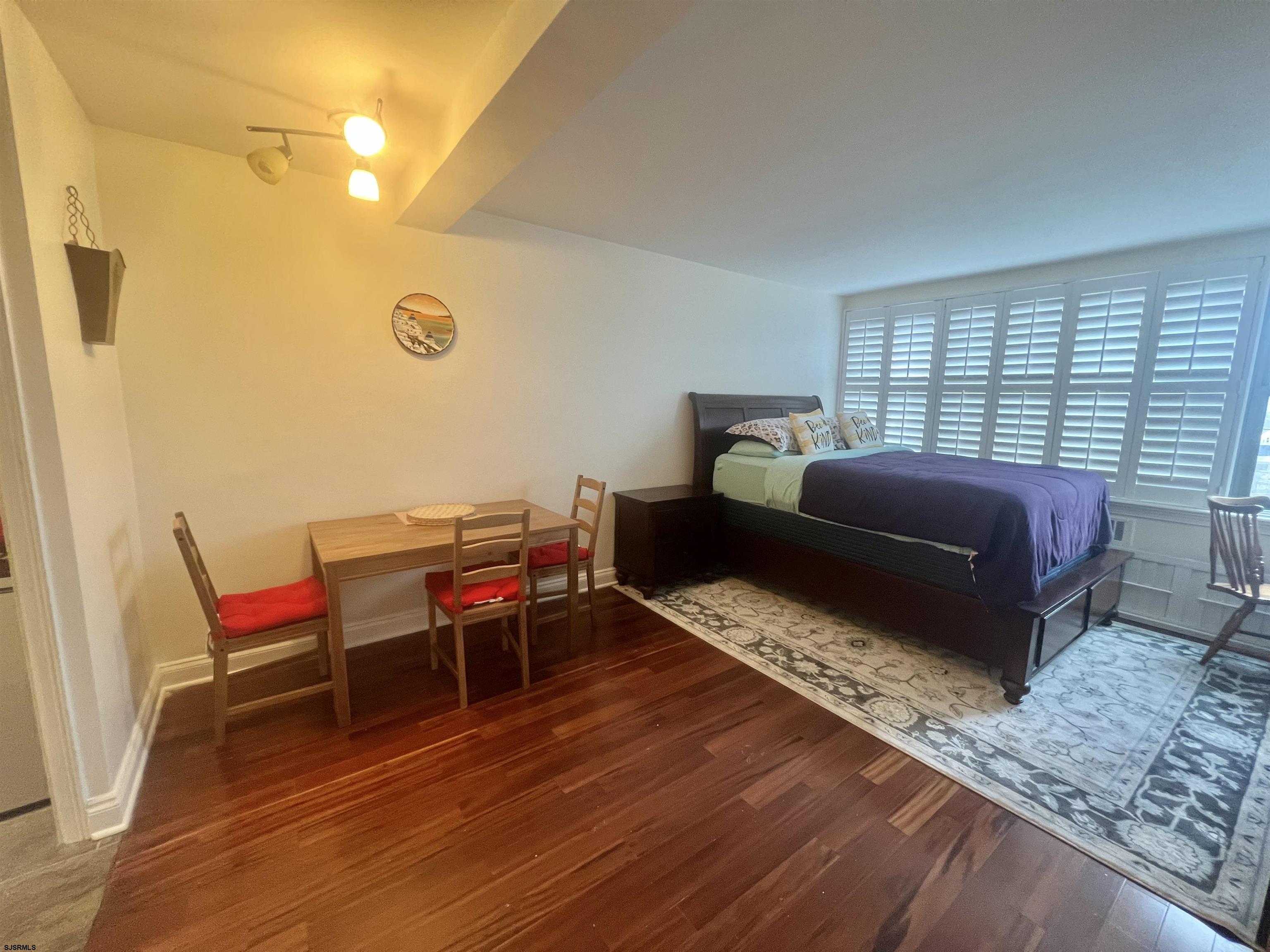 101 S Raleigh Atlantic City NJ 08401