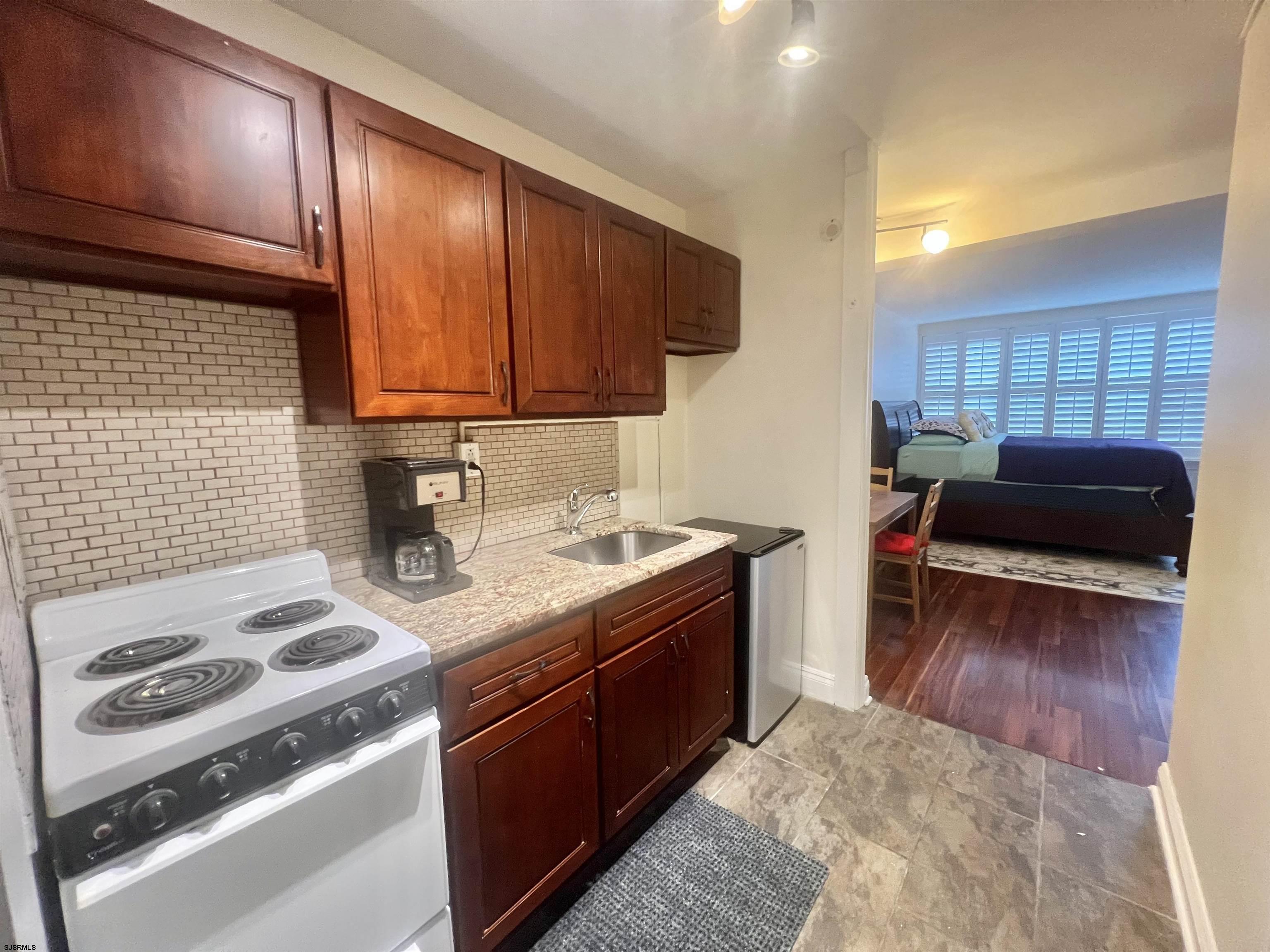 101 S Raleigh Atlantic City NJ 08401