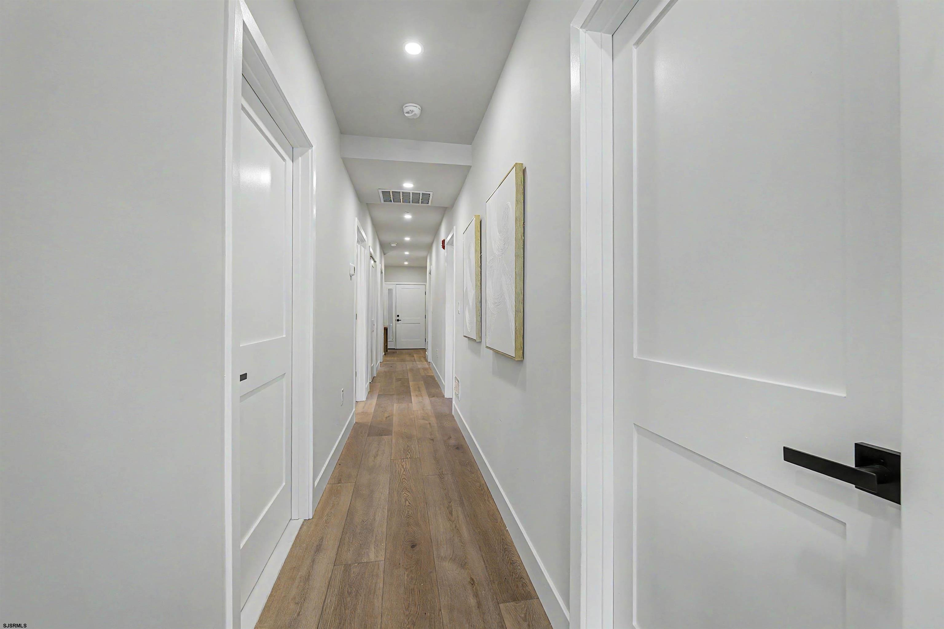 323 E Oak Avenue Wildwood NJ 08260