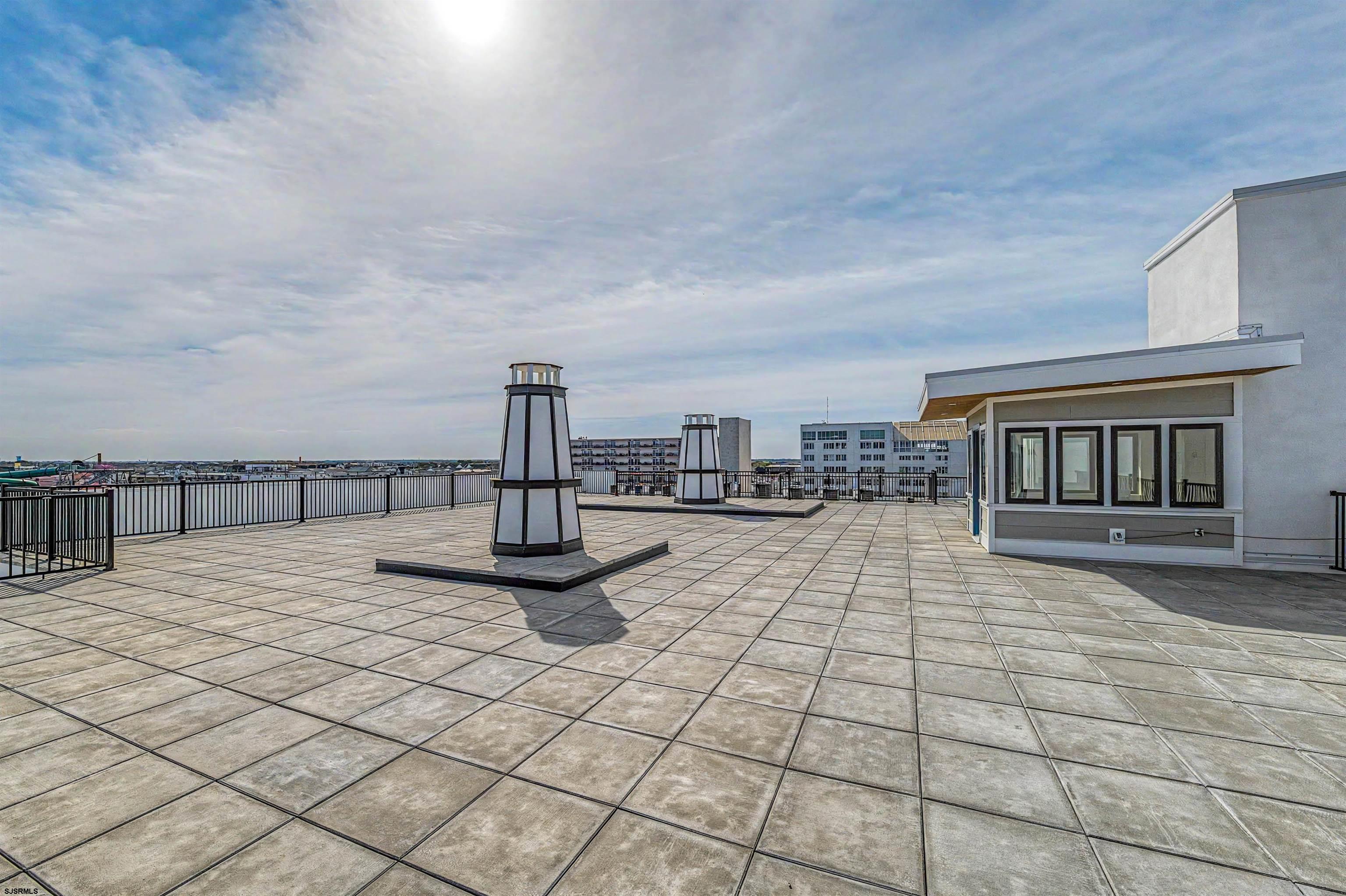 323 E Oak Avenue Wildwood NJ 08260