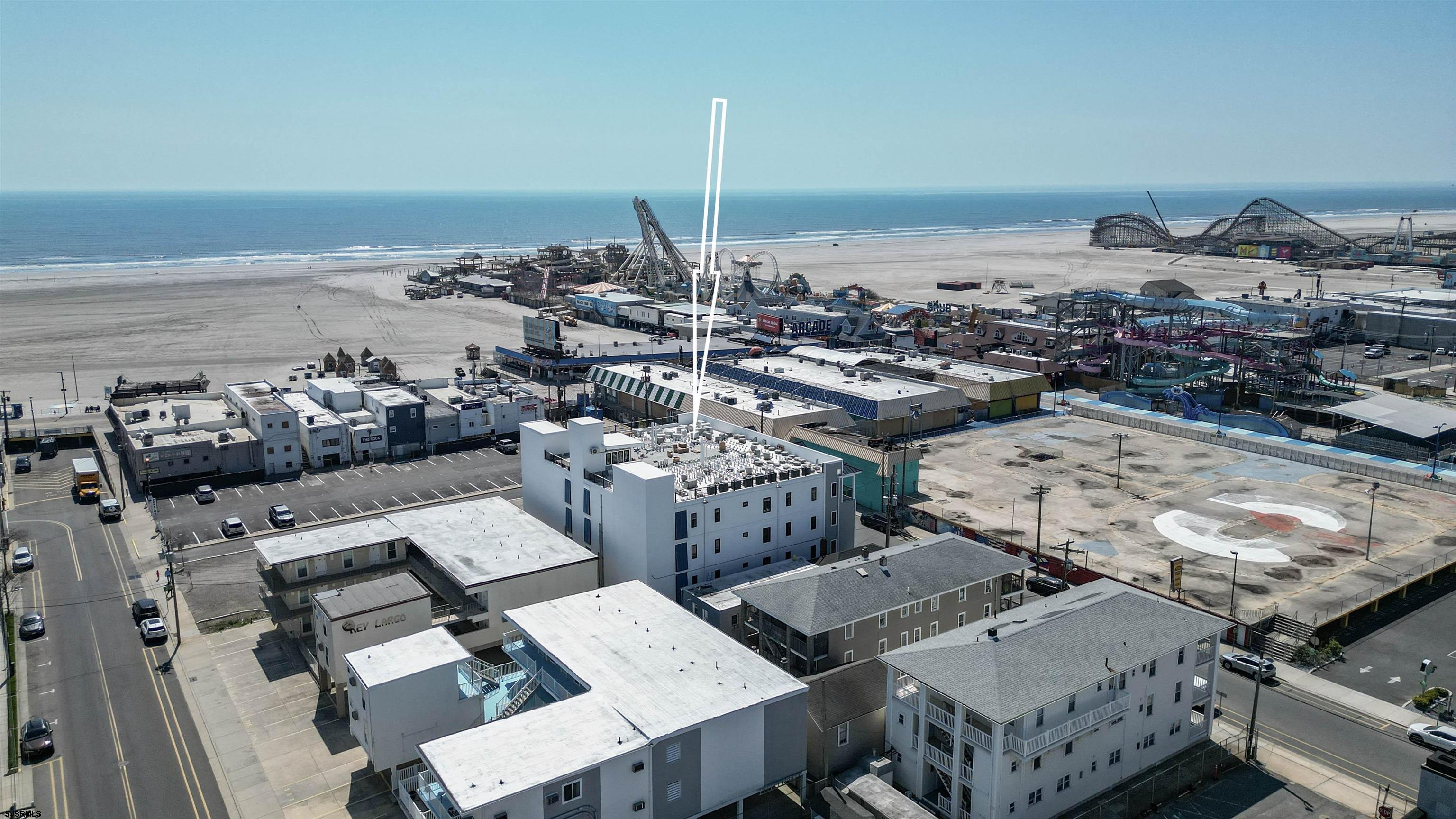 323 E Oak Avenue Wildwood NJ 08260