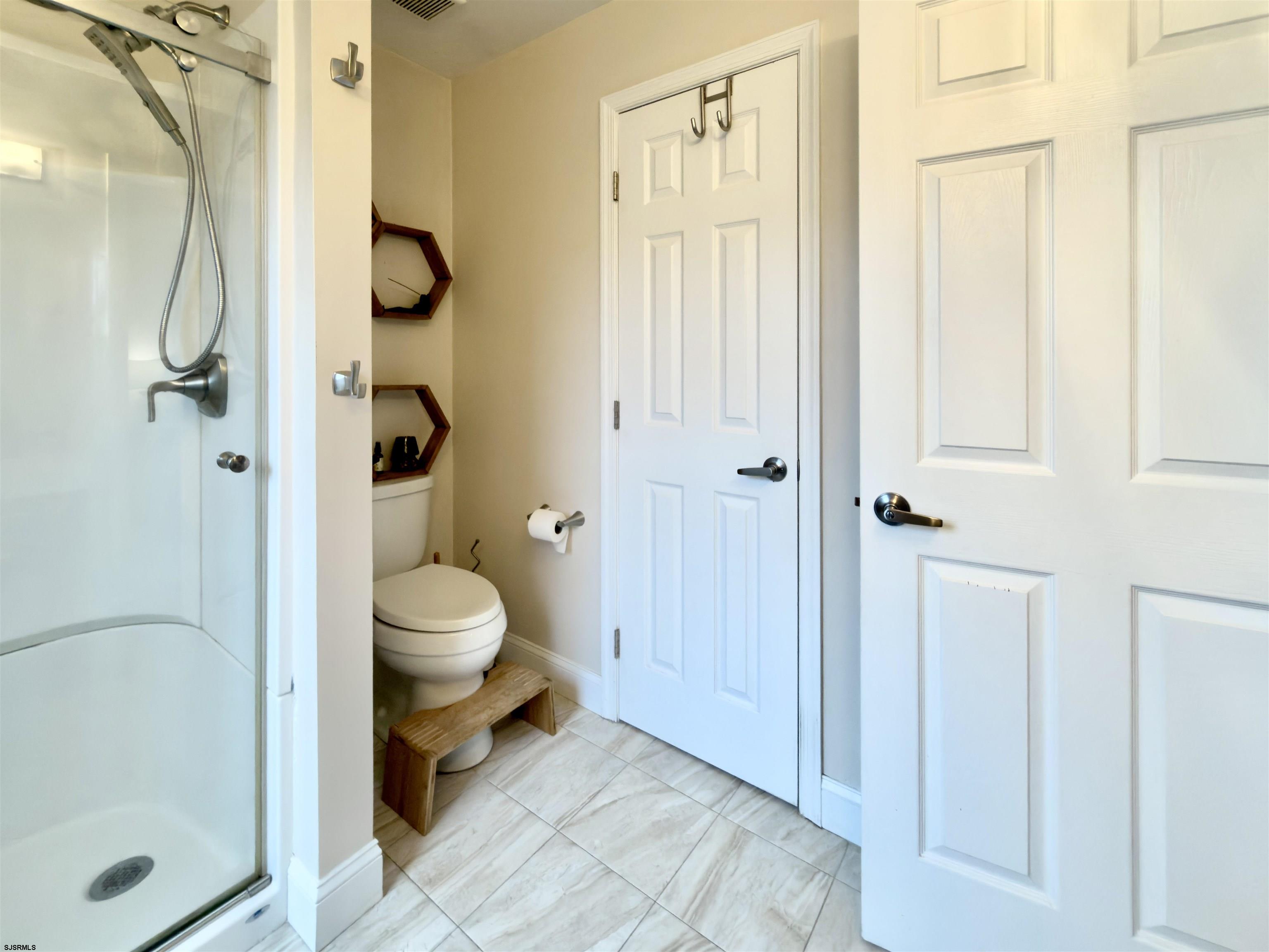 1553 Thomas Jefferson Court Hamilton Township NJ 08330