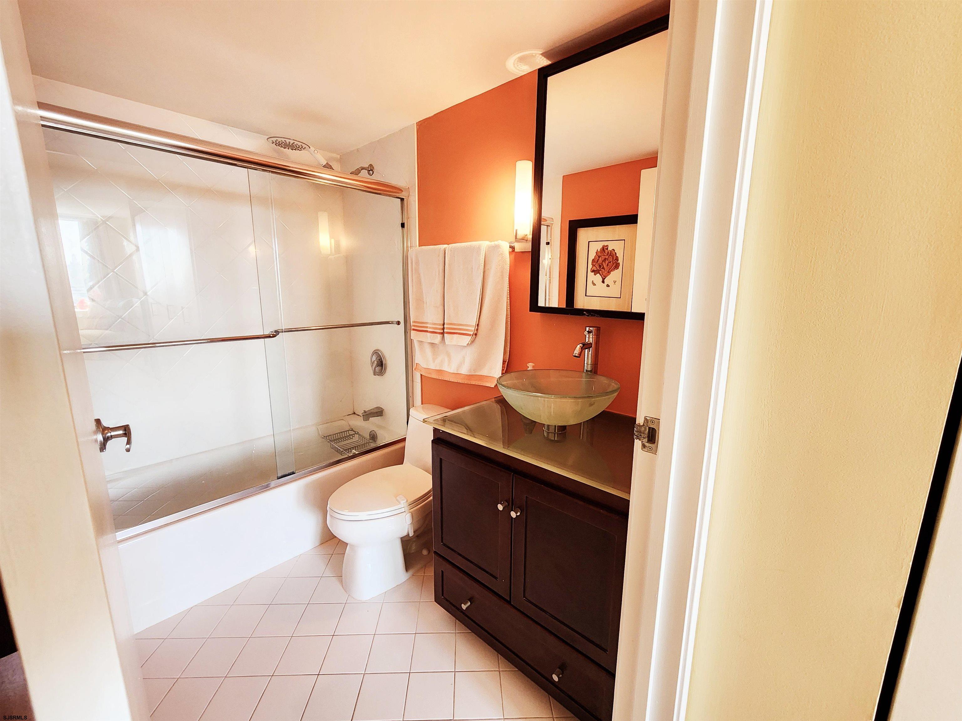 526 Pacific Avenue Atlantic City NJ 08401