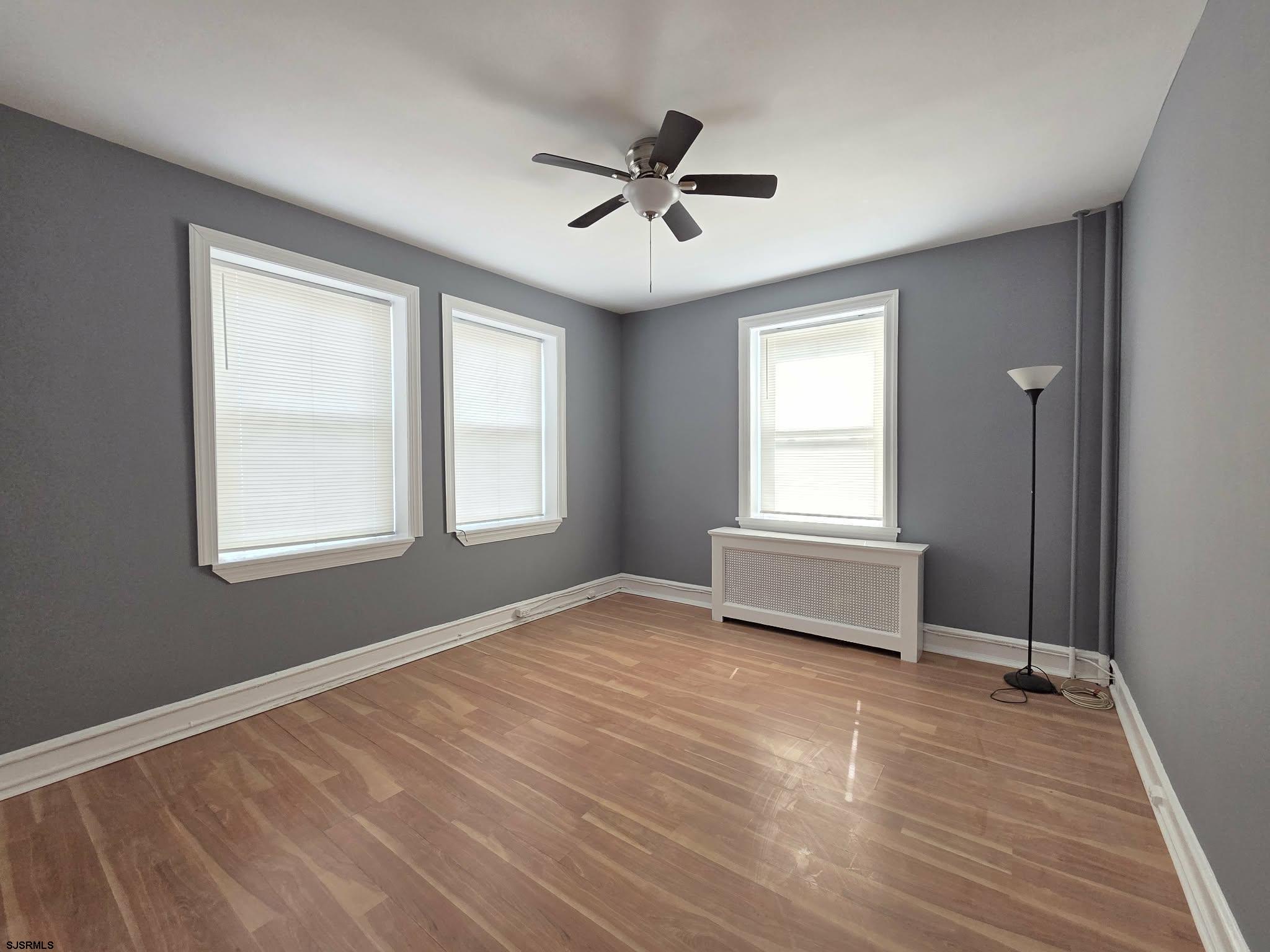 2 S Hartford Avenue Atlantic City NJ 08401
