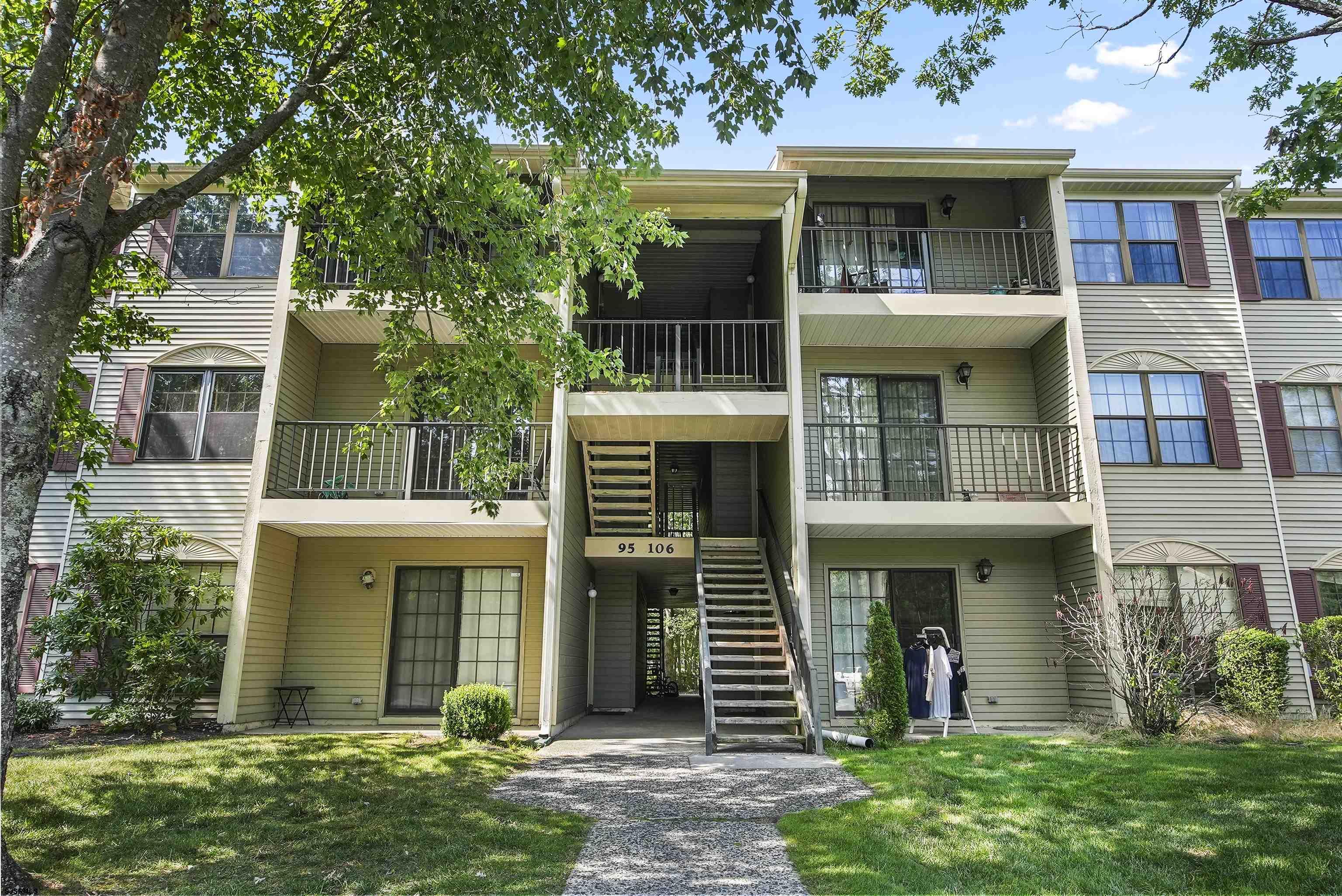 99 Sussex Place Absecon NJ 08205