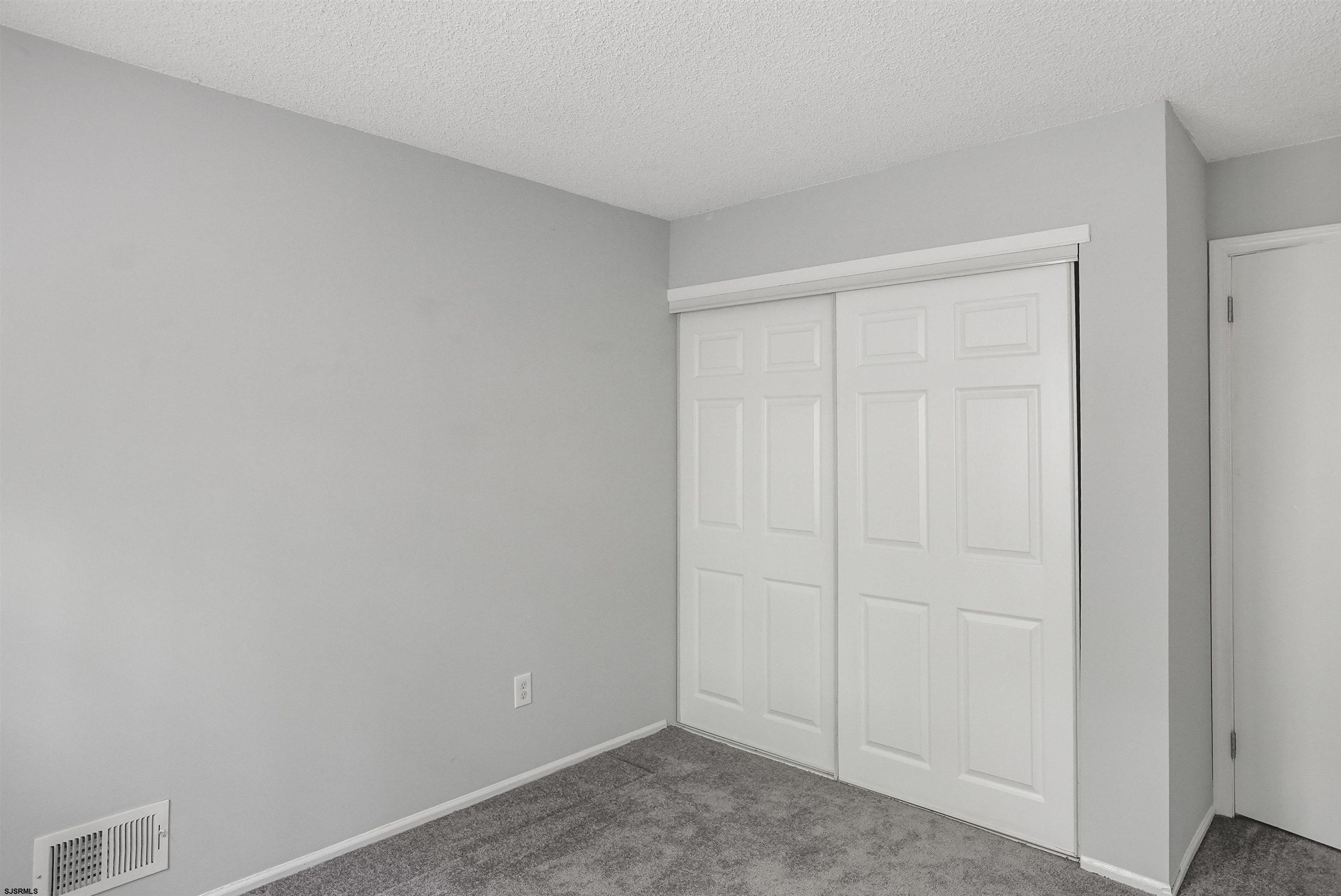 99 Sussex Place Absecon NJ 08205