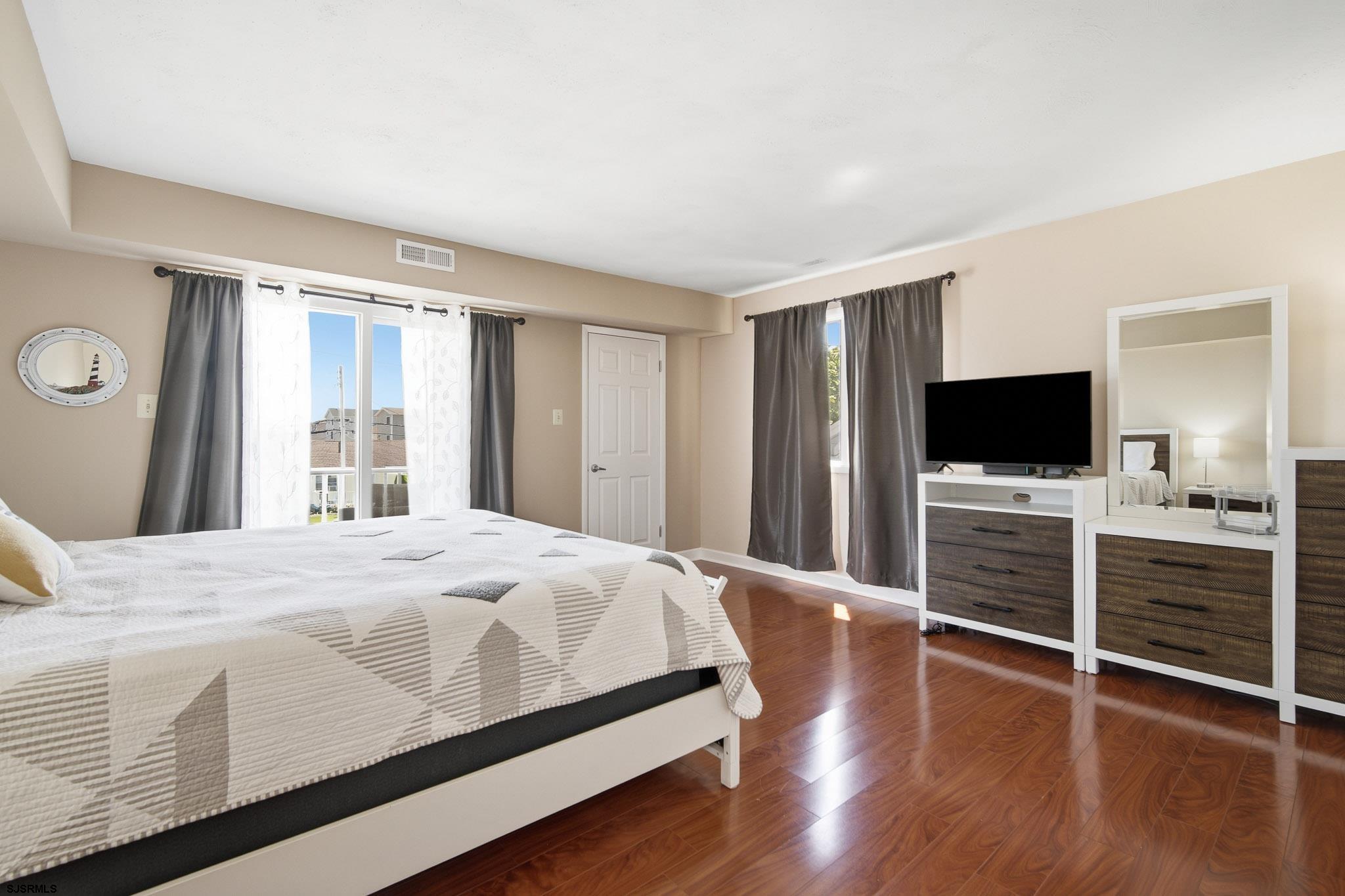 201 Beach W #B Avenue Brigantine NJ 08203