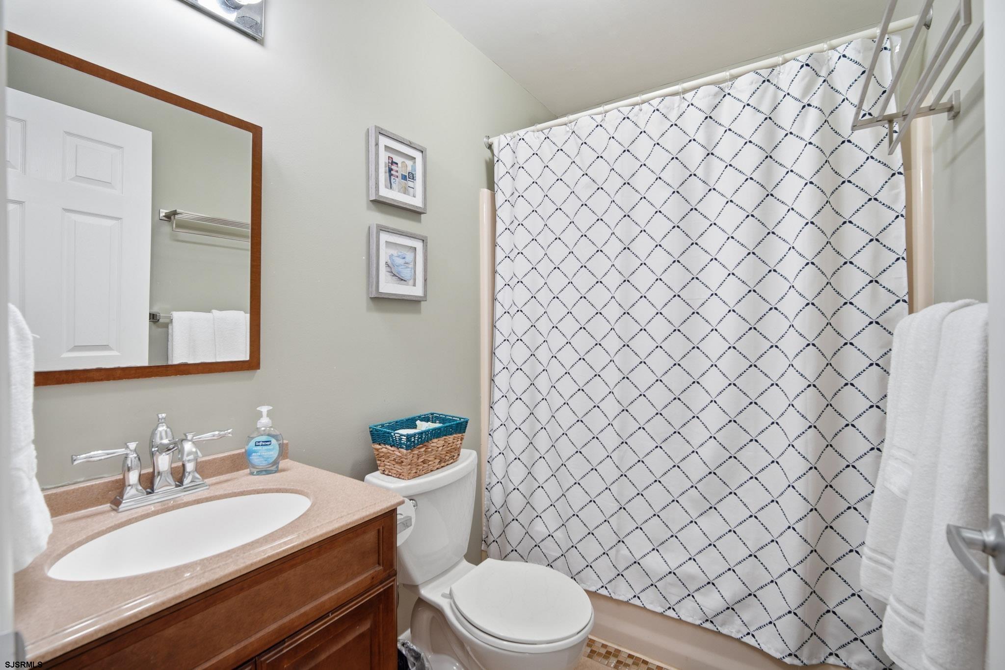 201 Beach W #B Avenue Brigantine NJ 08203