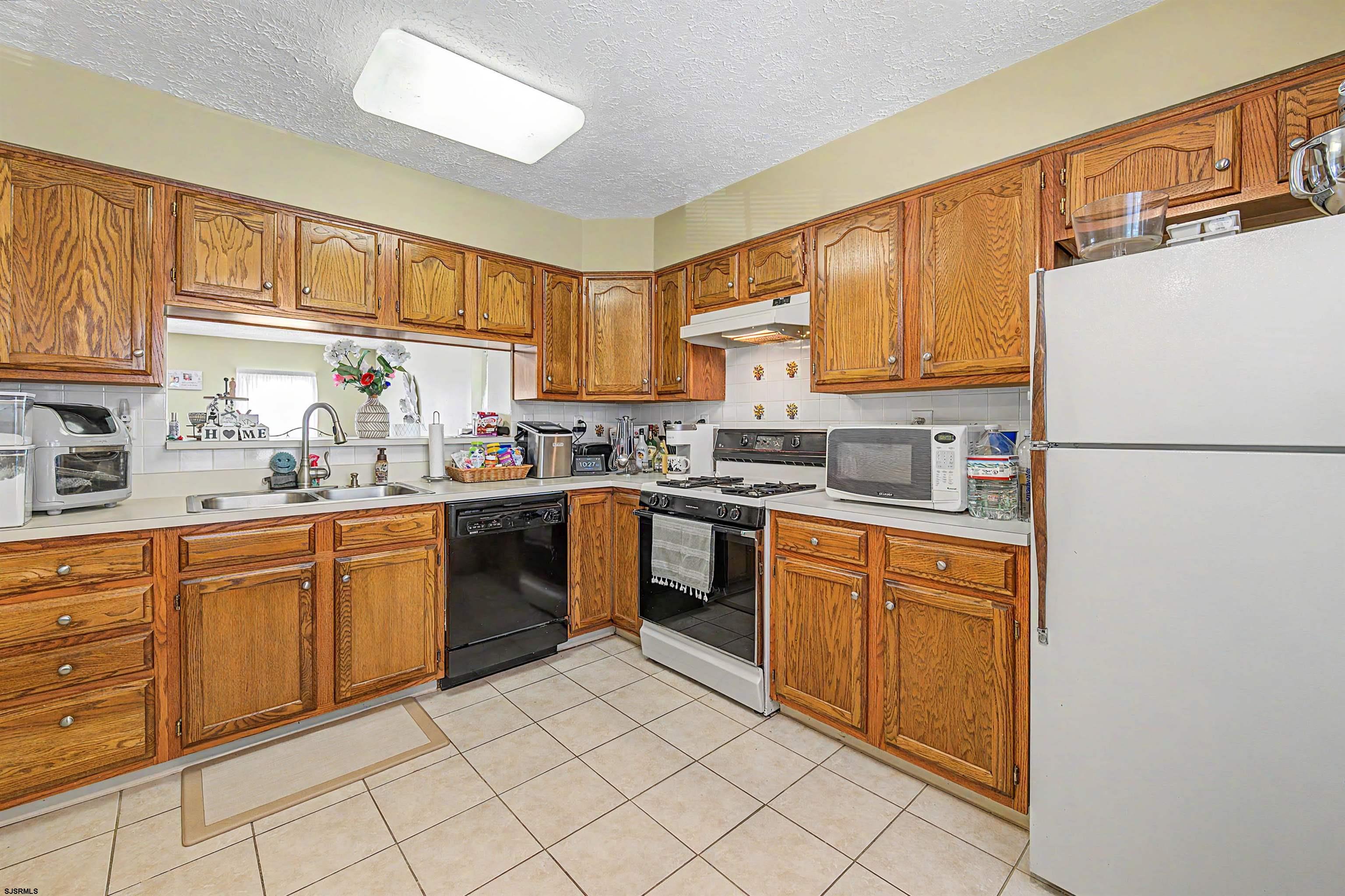 75 Pebble Lane Blackwood NJ 08012
