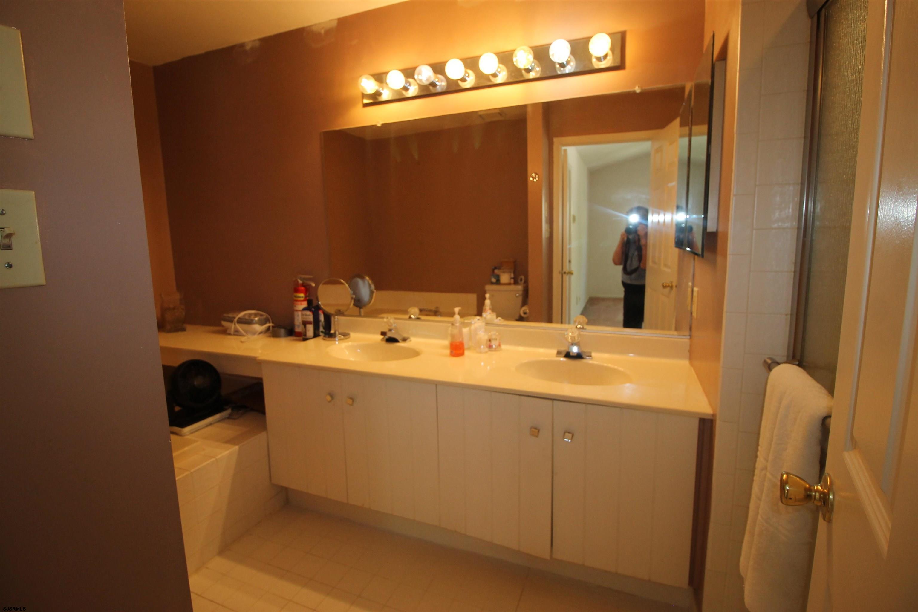 1548 Washington Court Mays Landing NJ 08330