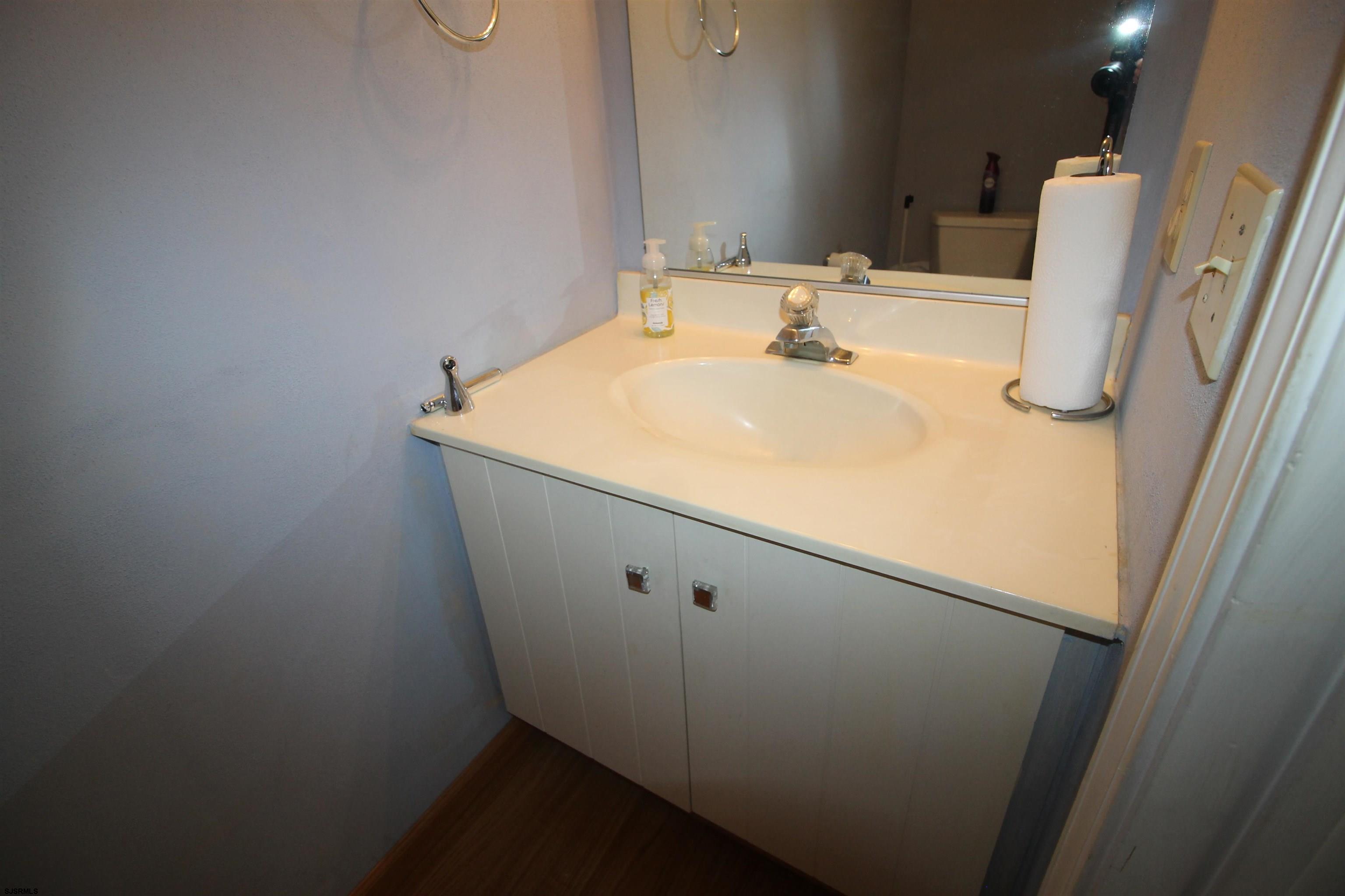 1548 Washington Court Mays Landing NJ 08330