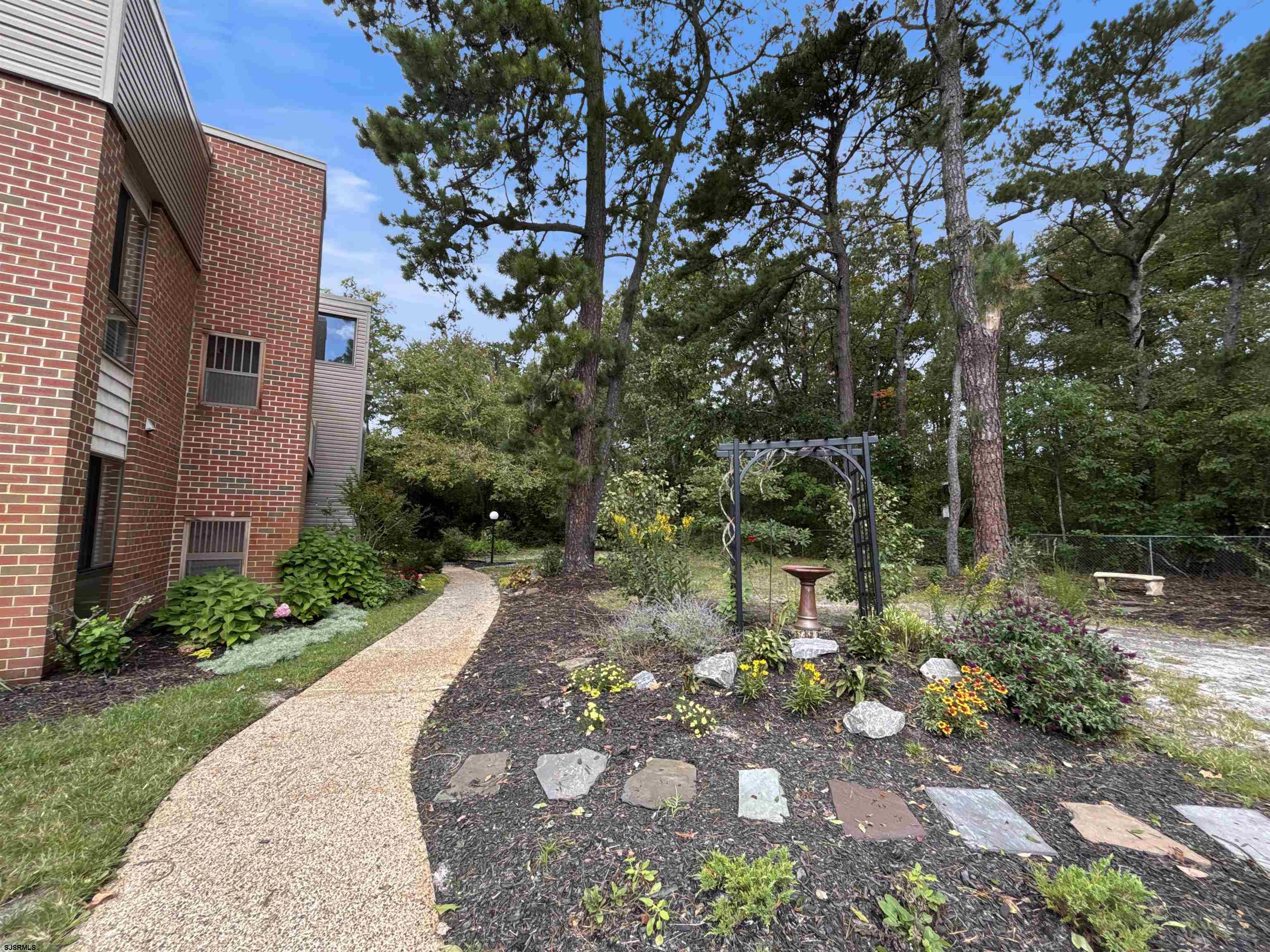 707 Meadowbrook Drive Hamilton Township NJ 08330