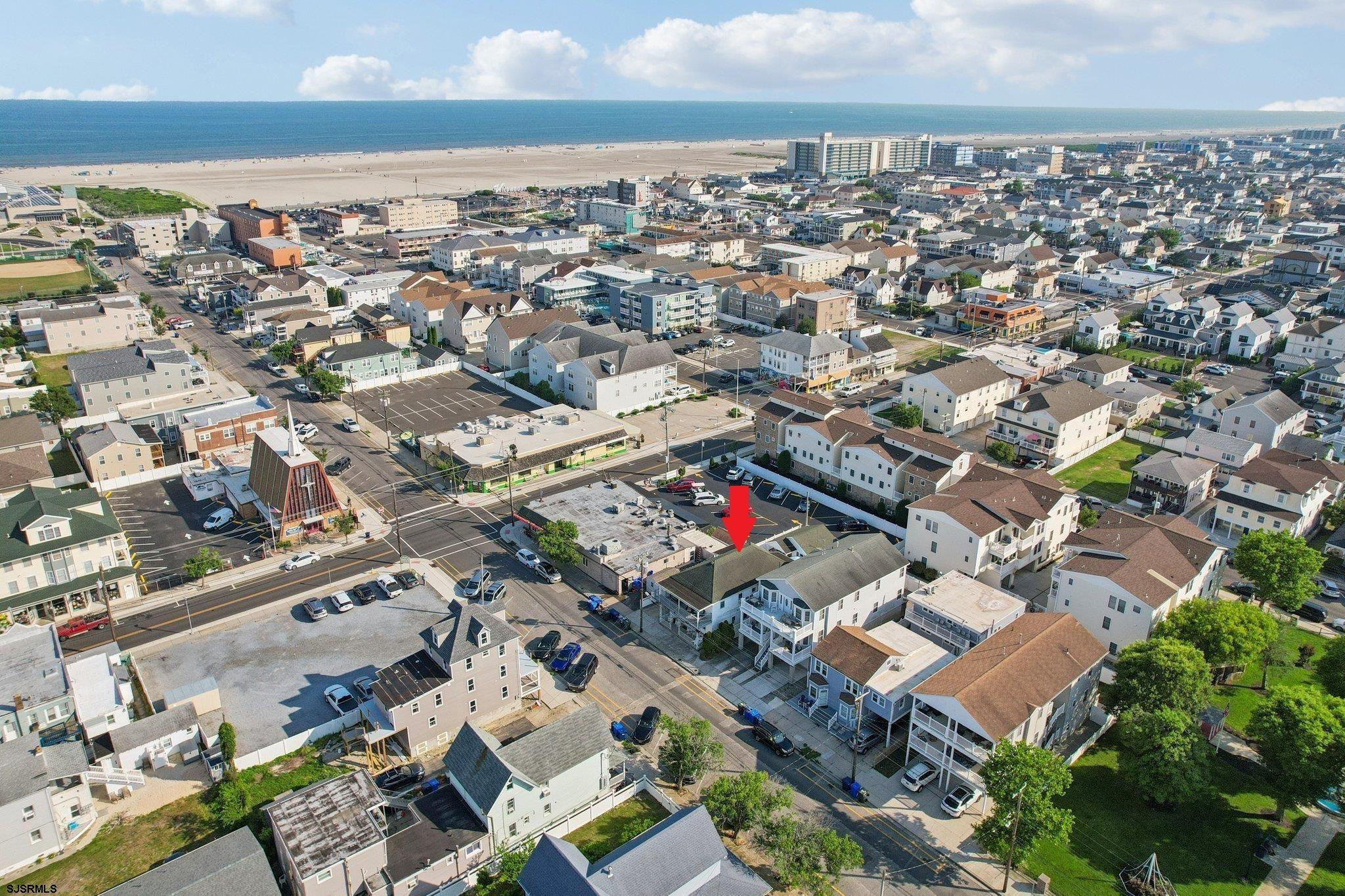 148 E Burk Avenue Wildwood NJ 08260-1647