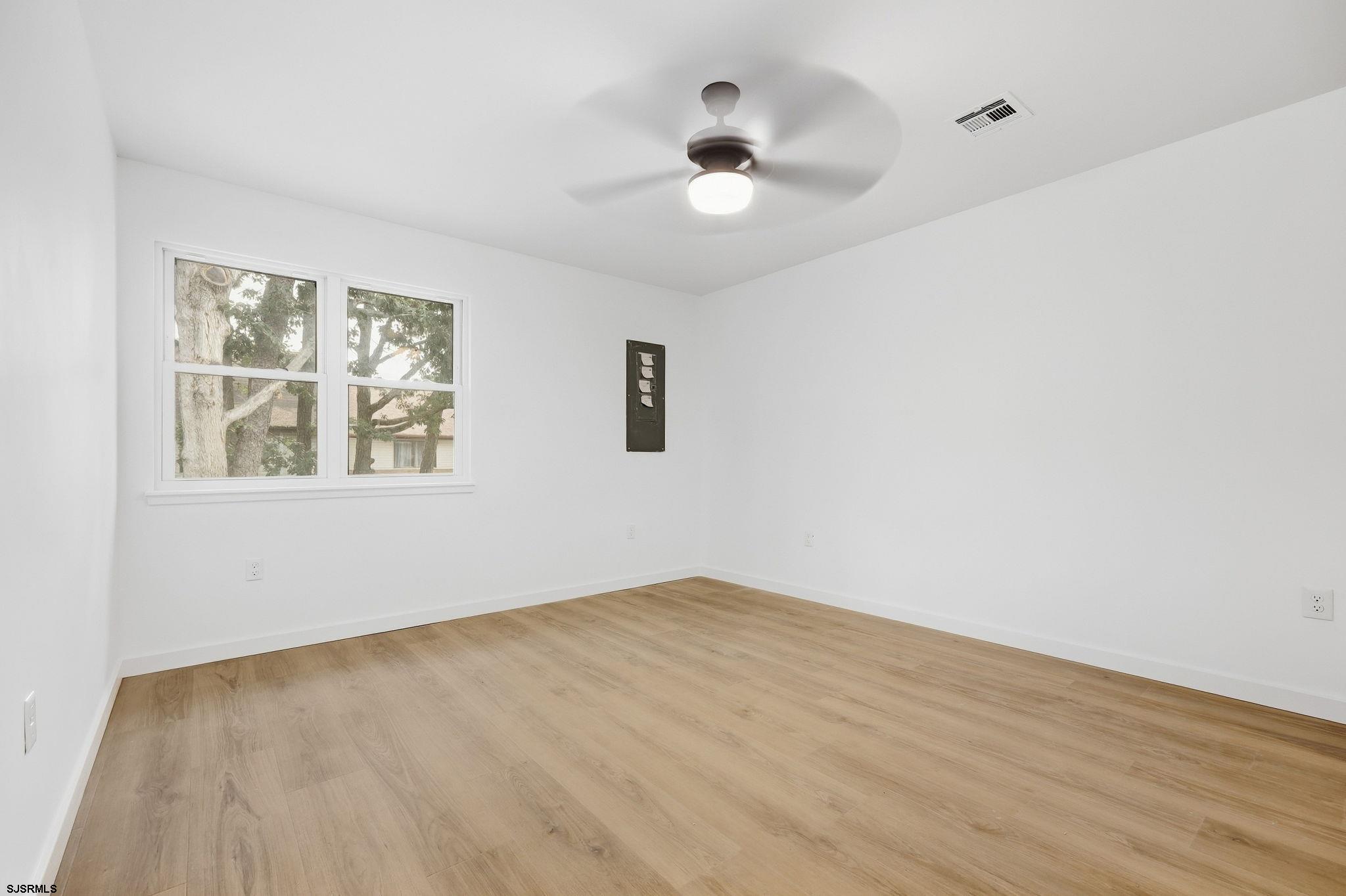 2613 Dogwood Court Mays Landing NJ 08330