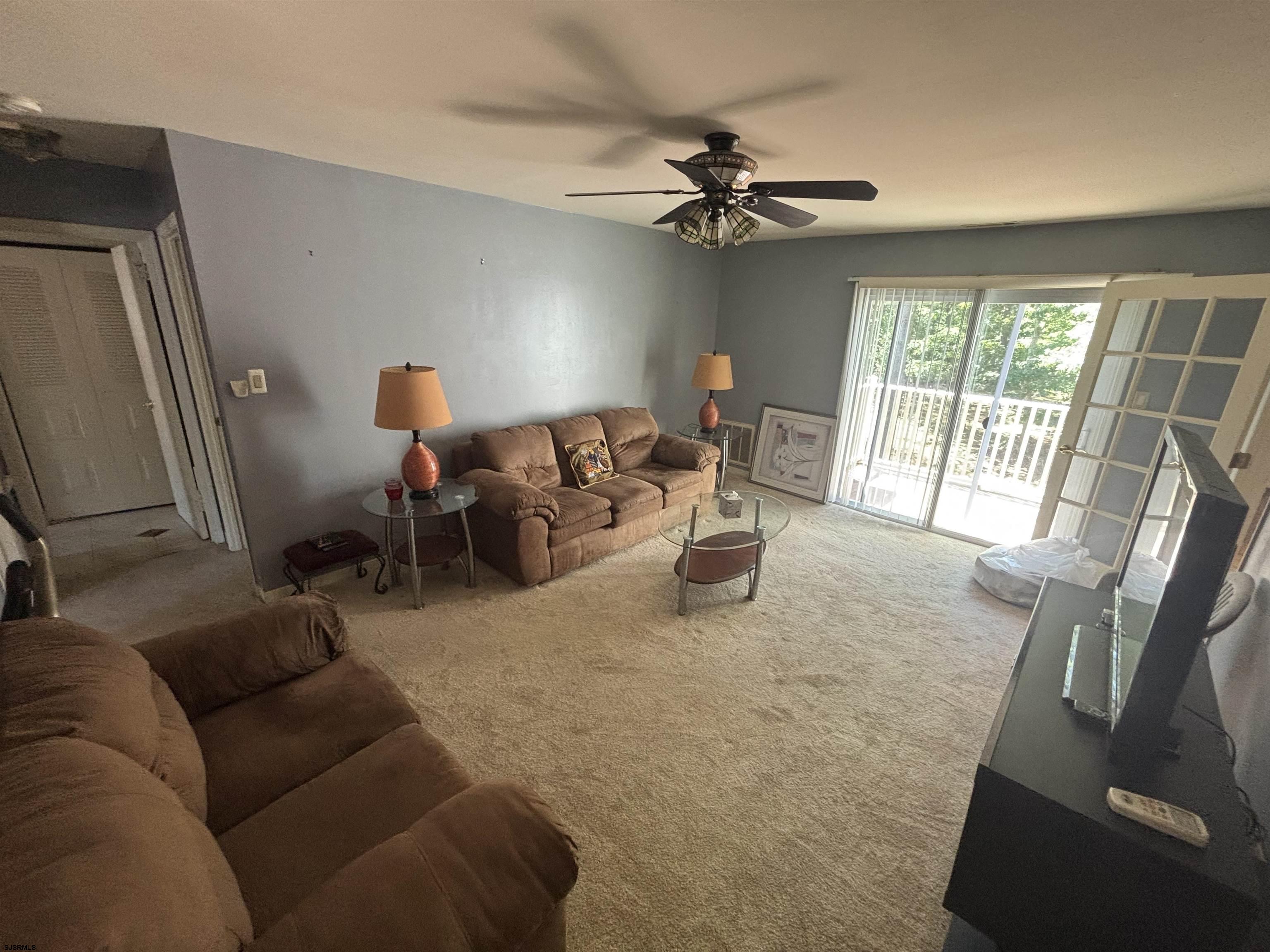 18 Country Magnolia Egg Harbor Township NJ 08234