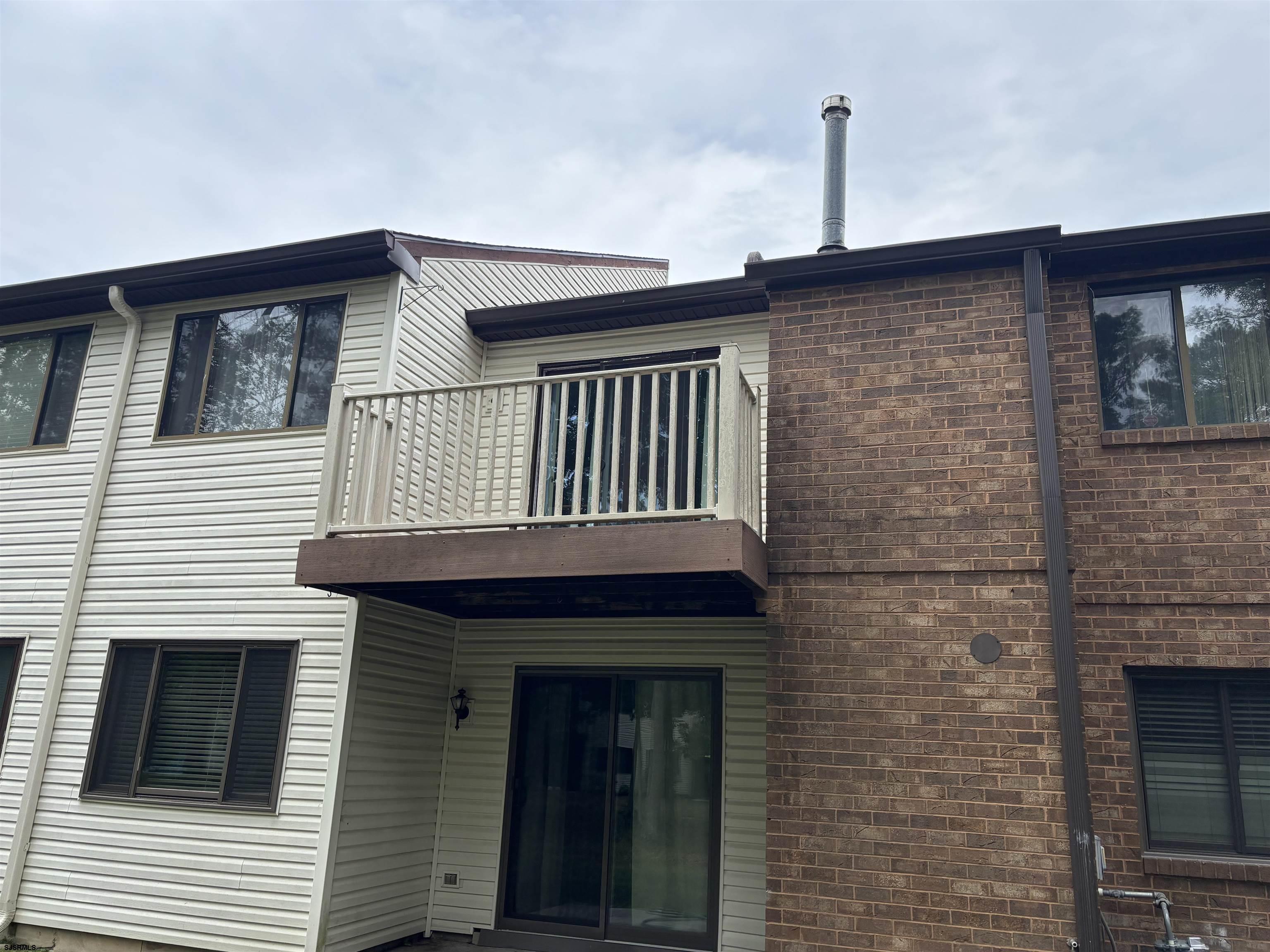 18 Country Magnolia Egg Harbor Township NJ 08234