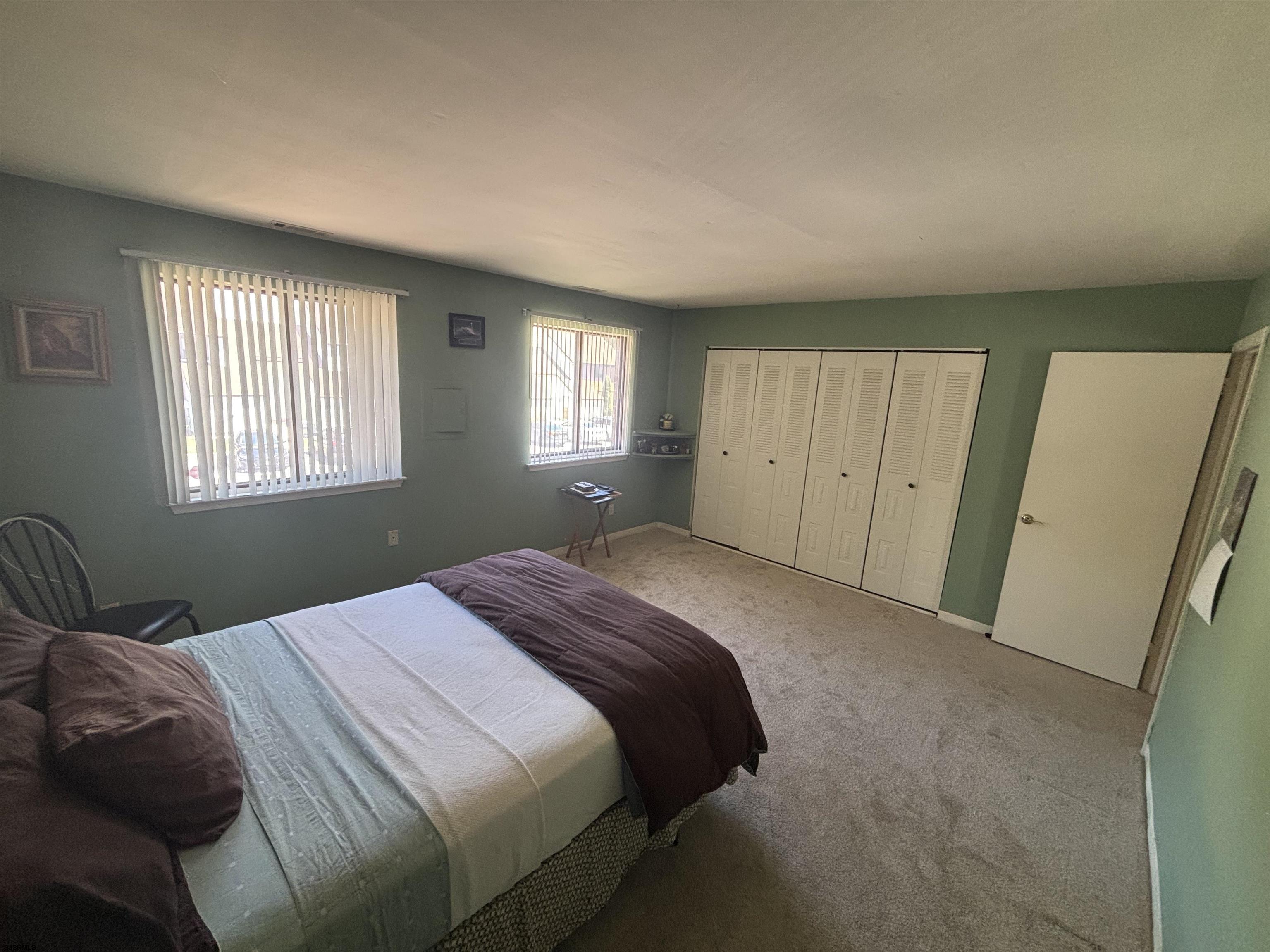 18 Country Magnolia Egg Harbor Township NJ 08234