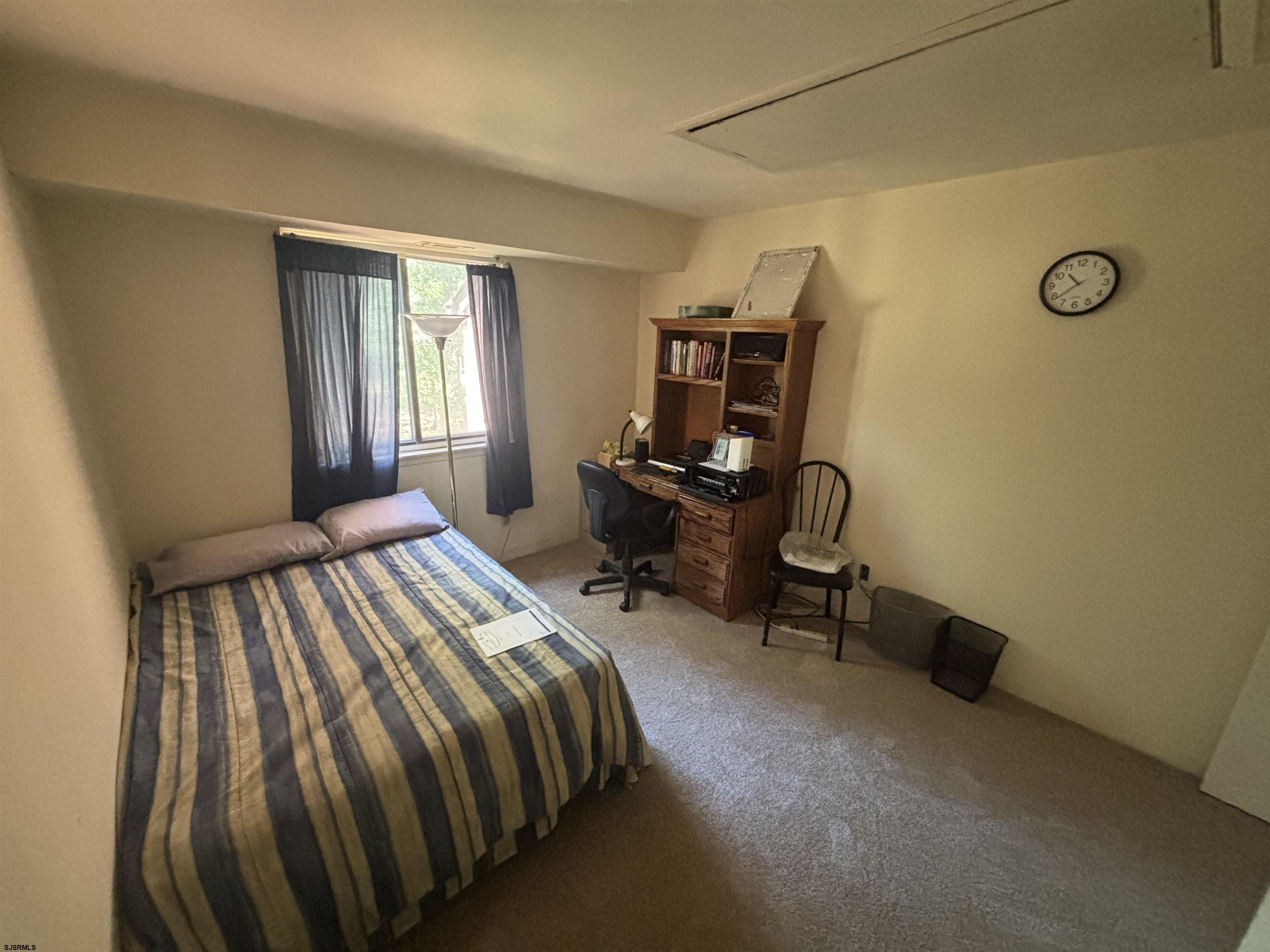 18 Country Magnolia Egg Harbor Township NJ 08234
