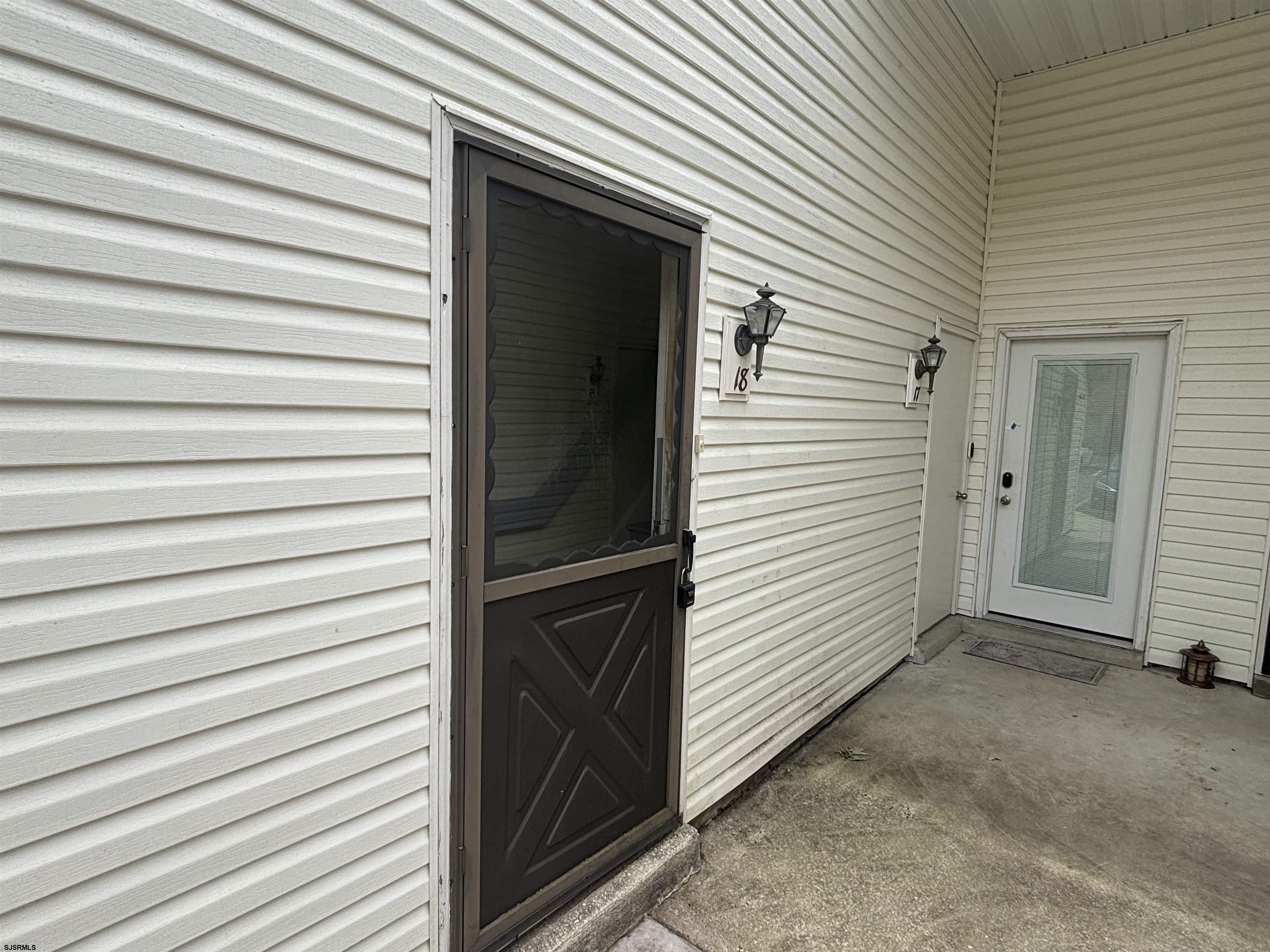 18 Country Magnolia Egg Harbor Township NJ 08234