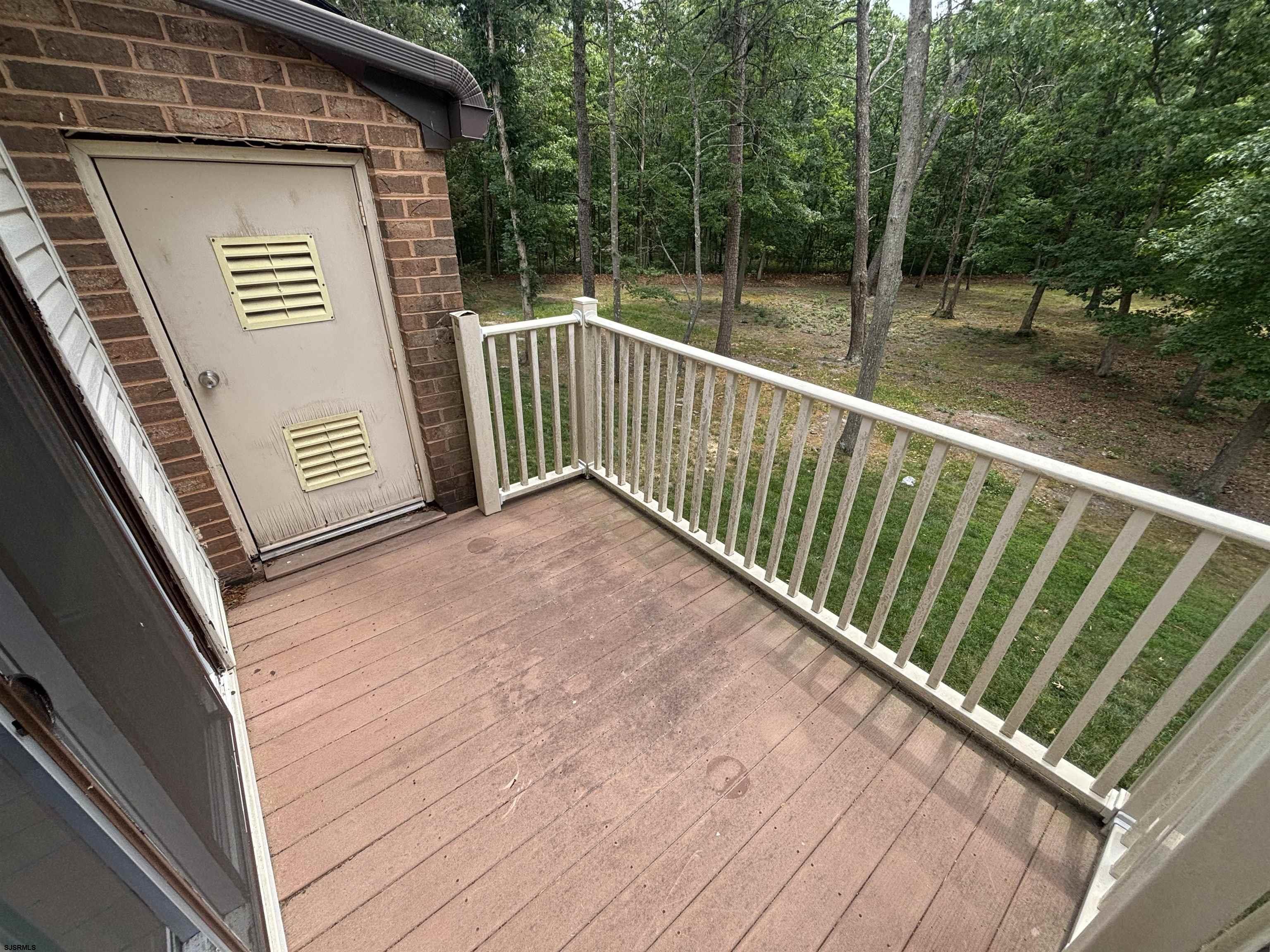 18 Country Magnolia Egg Harbor Township NJ 08234