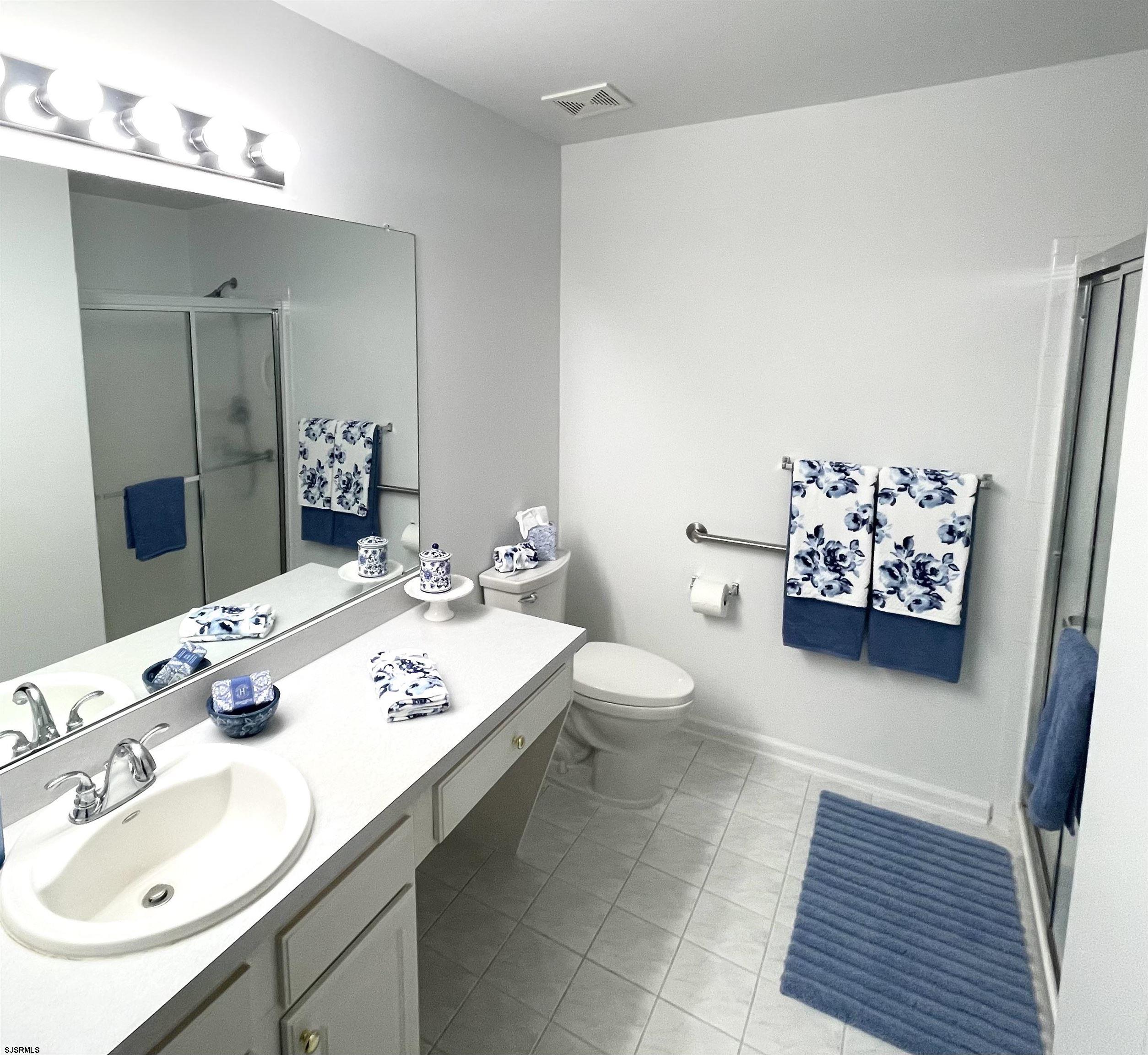 669 E Chancery Lane Galloway Township NJ 08205