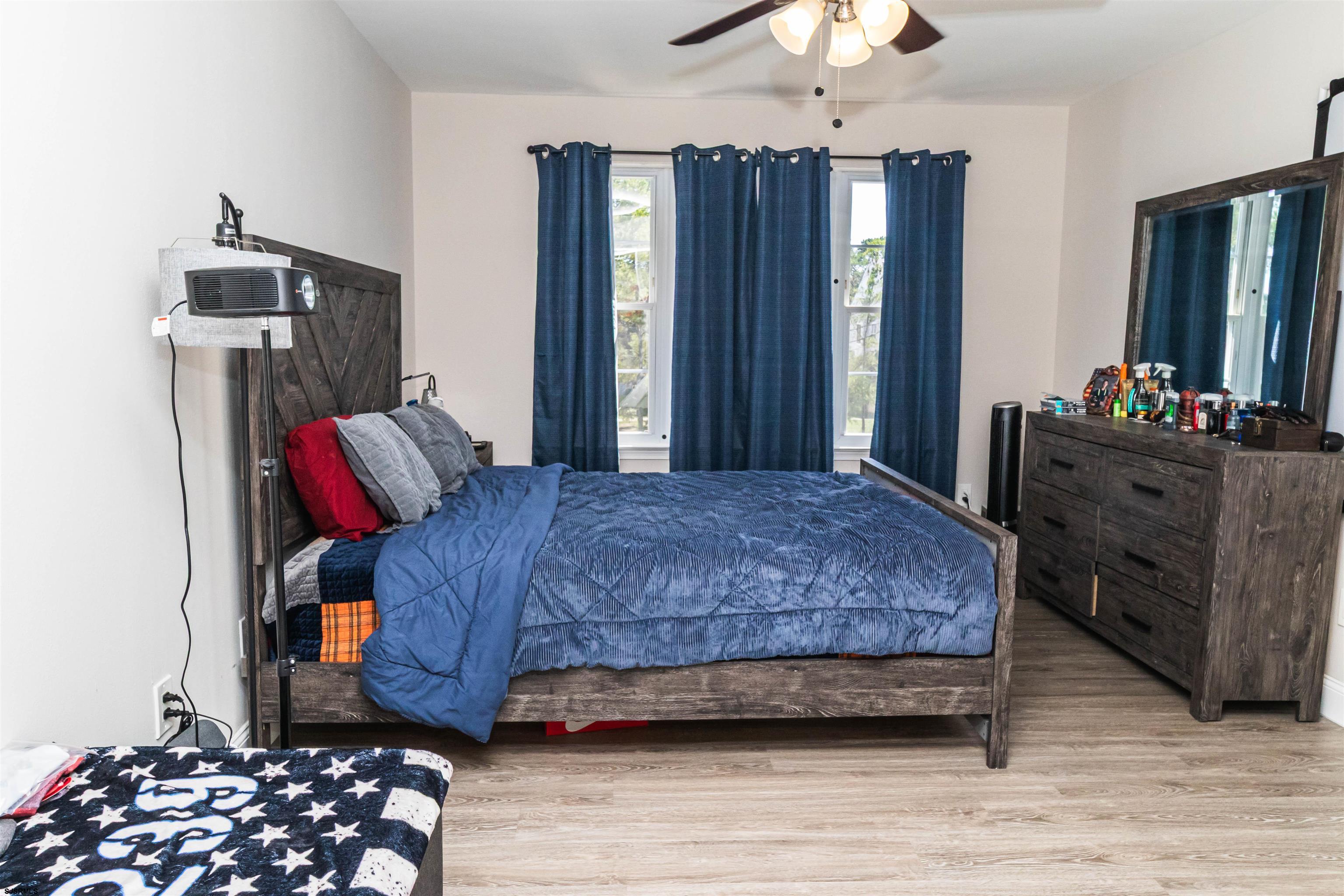 4877 Hawthorne Lane Hamilton Township NJ 08330