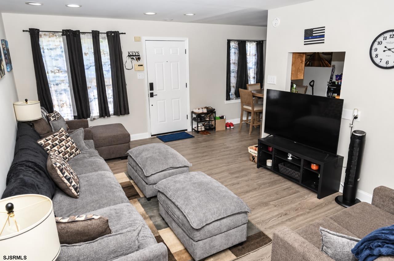 4877 Hawthorne Lane Hamilton Township NJ 08330