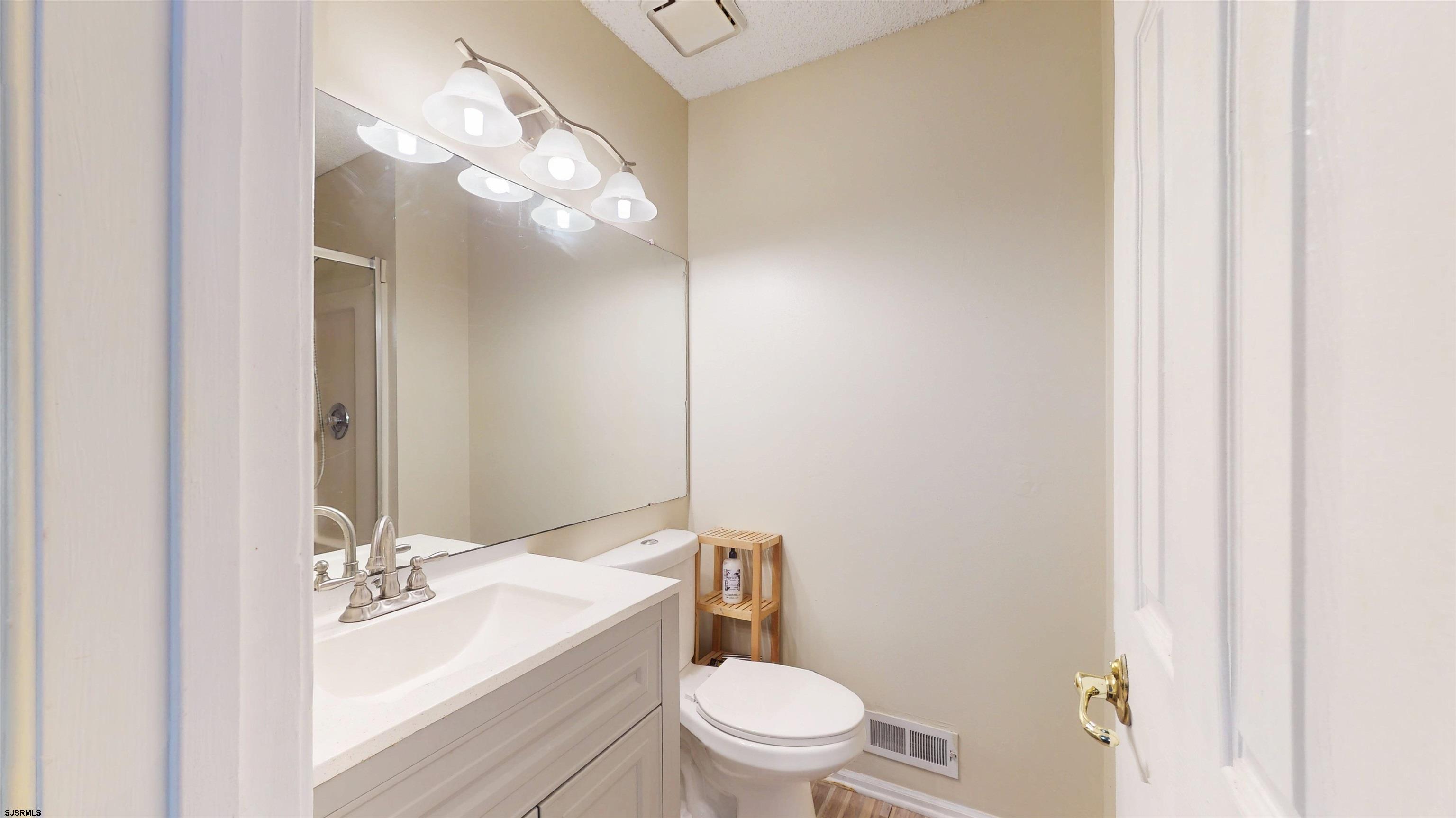 59 Shawnee Place Galloway Township NJ 08205