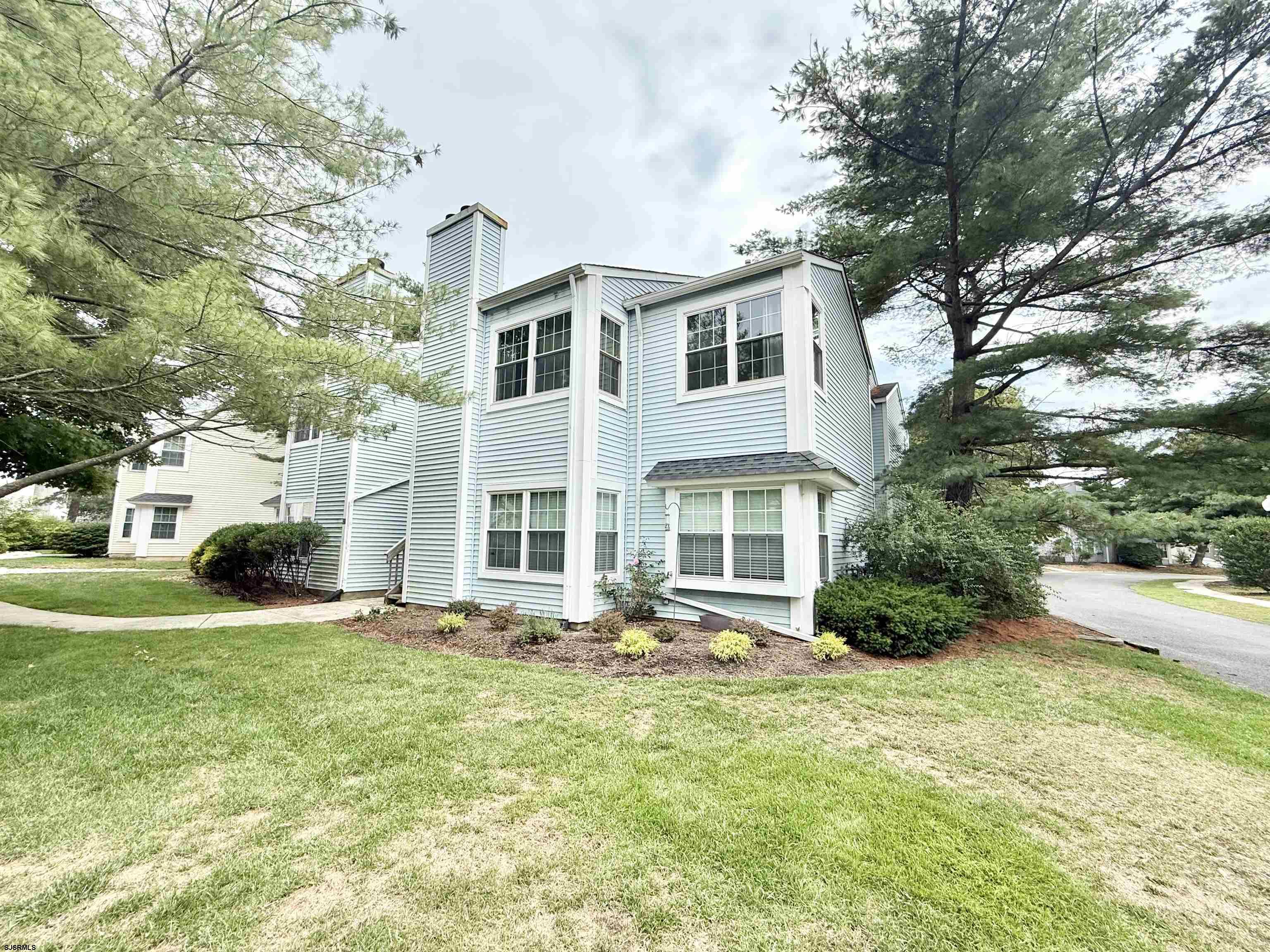 156 Driftwood Court Smithville NJ 08205