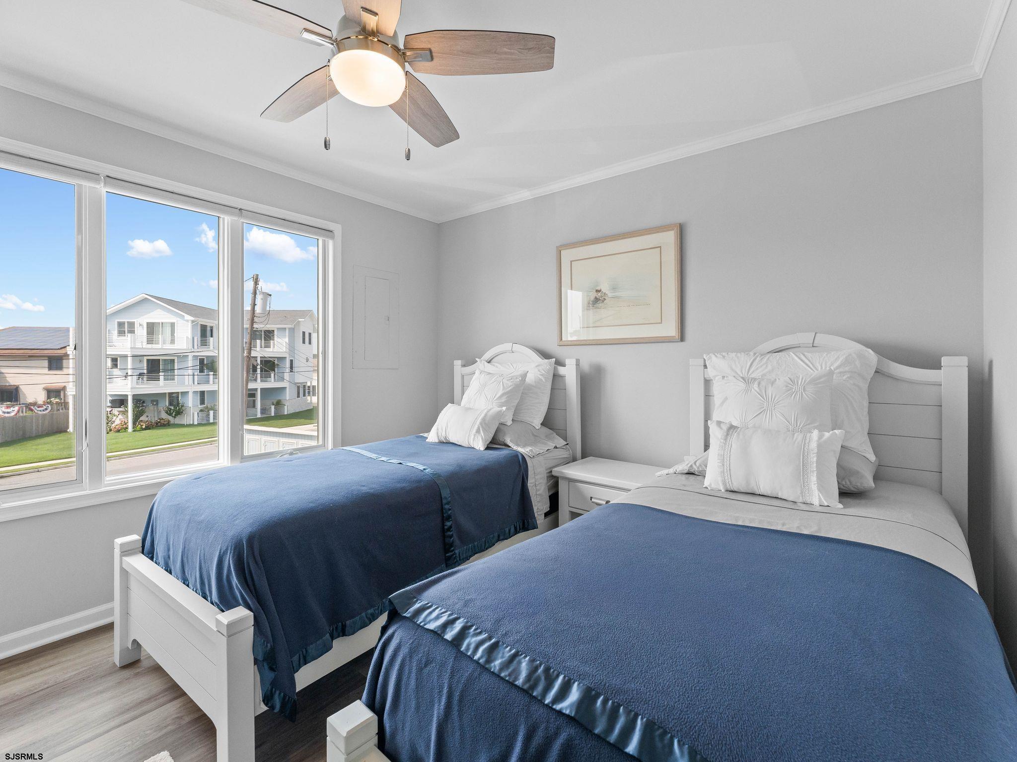 444 W Shore Drive Brigantine NJ 08203-2441