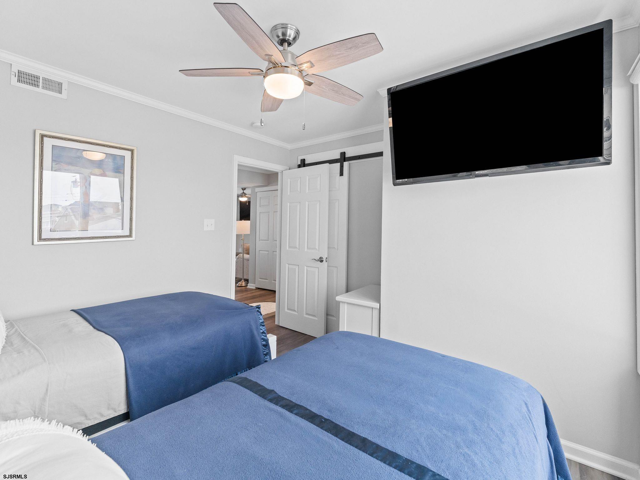 444 W Shore Drive Brigantine NJ 08203-2441