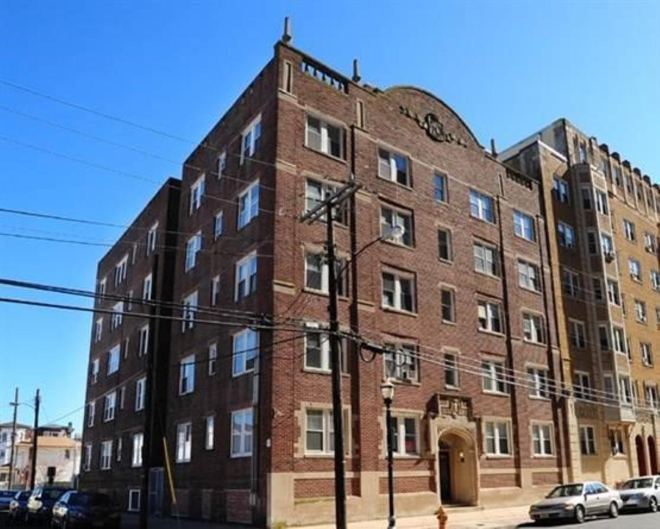 33 S Iowa Apt B1 Atlantic City NJ 08401