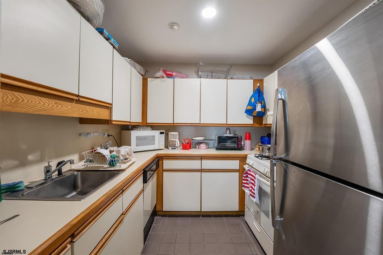 3210 Dolphin Avenue Northfield NJ 08225