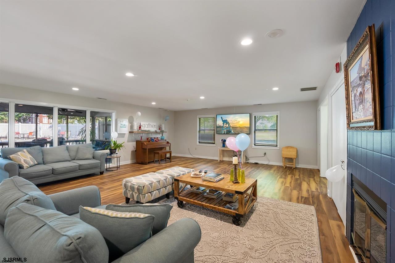 3210 Dolphin Avenue Northfield NJ 08225