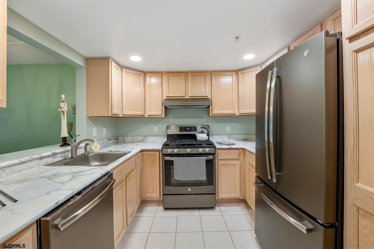 3210 Dolphin Avenue Northfield NJ 08225