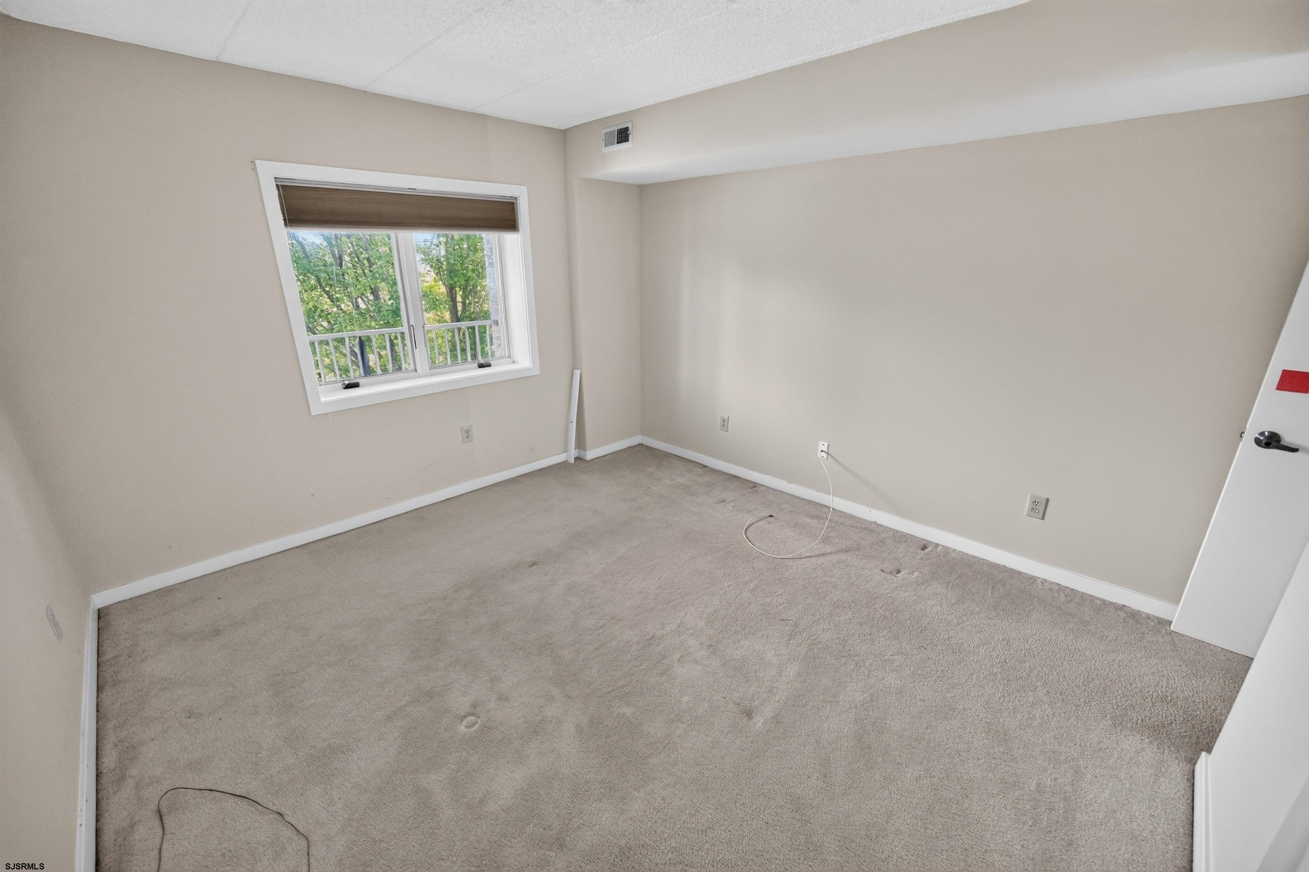 4301 Dolphin Avenue Northfield NJ 08225