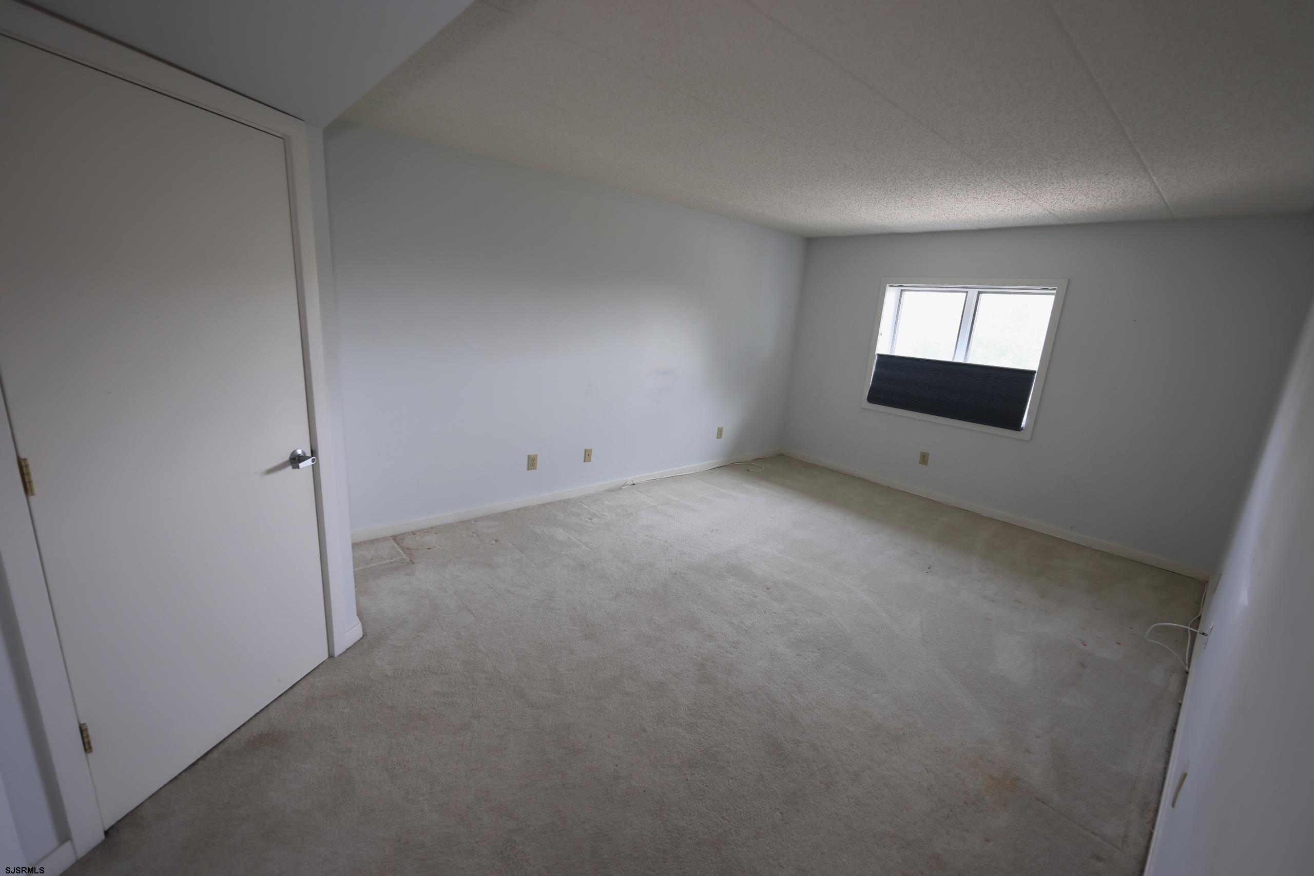 4301 Dolphin Avenue Northfield NJ 08225