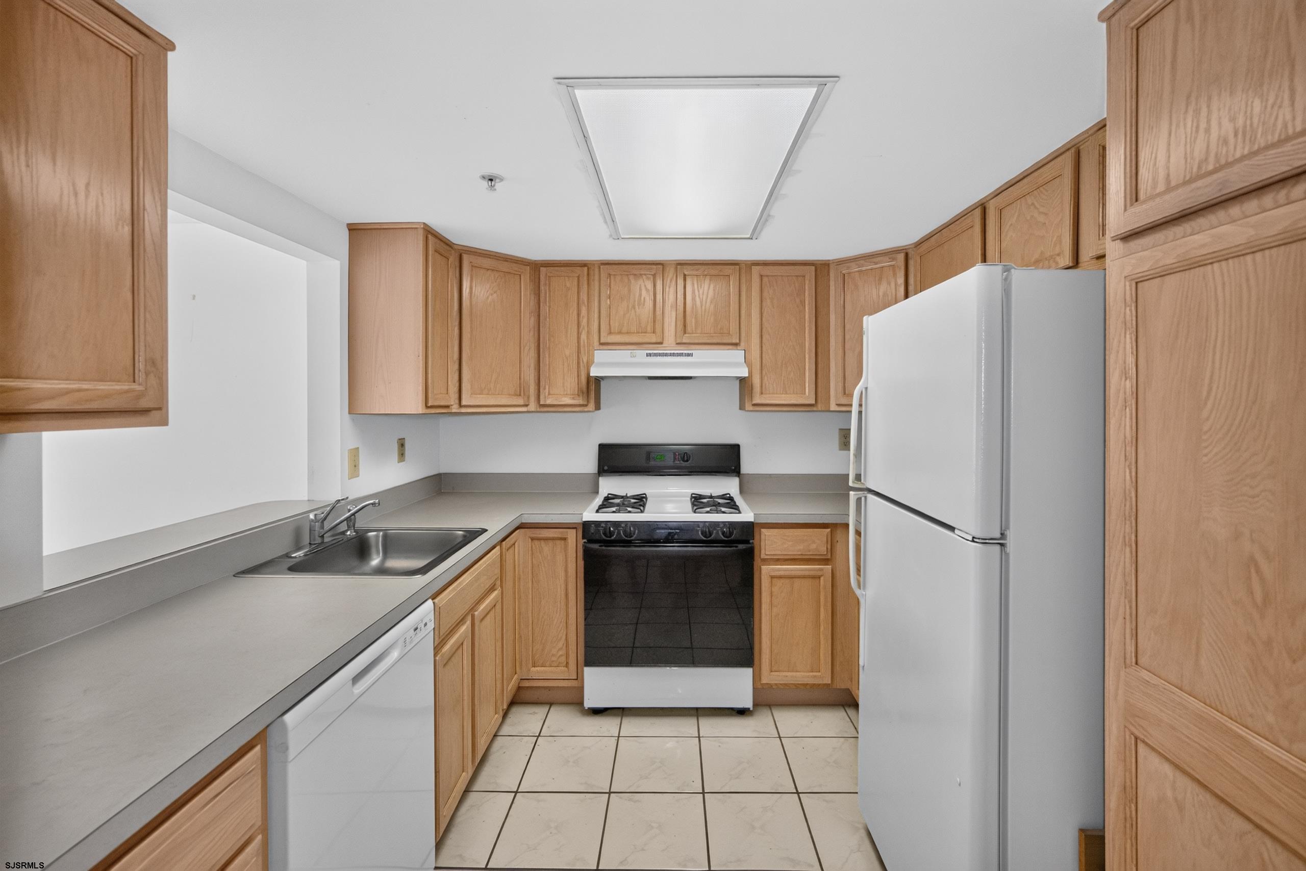 4301 Dolphin Avenue Northfield NJ 08225