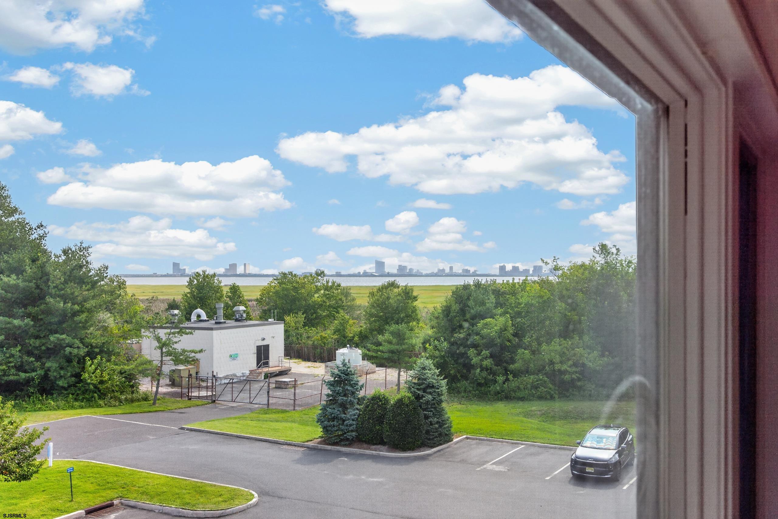 4301 Dolphin Avenue Northfield NJ 08225