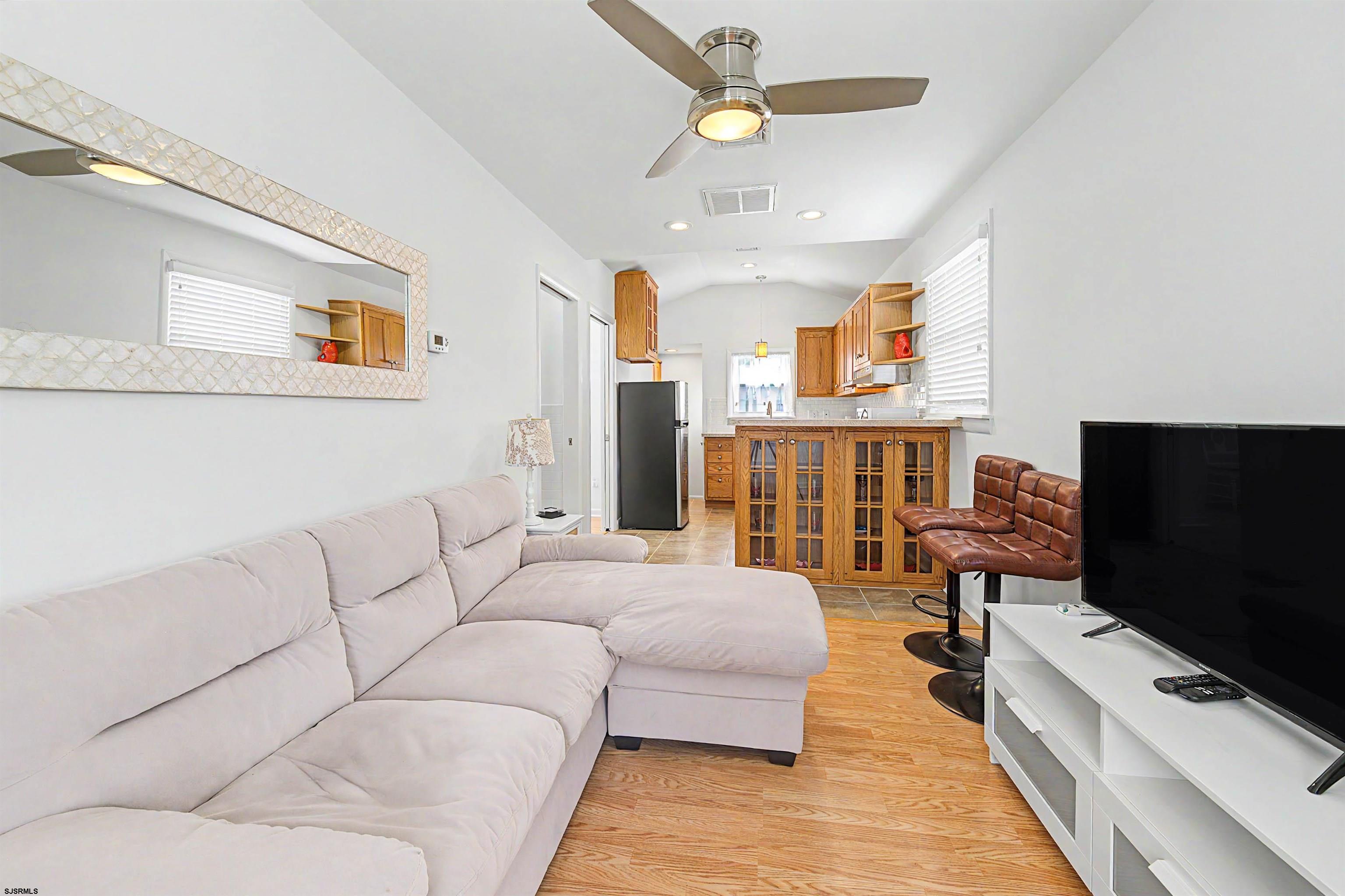 112 E Pierson Avenue Somers Point NJ 08244
