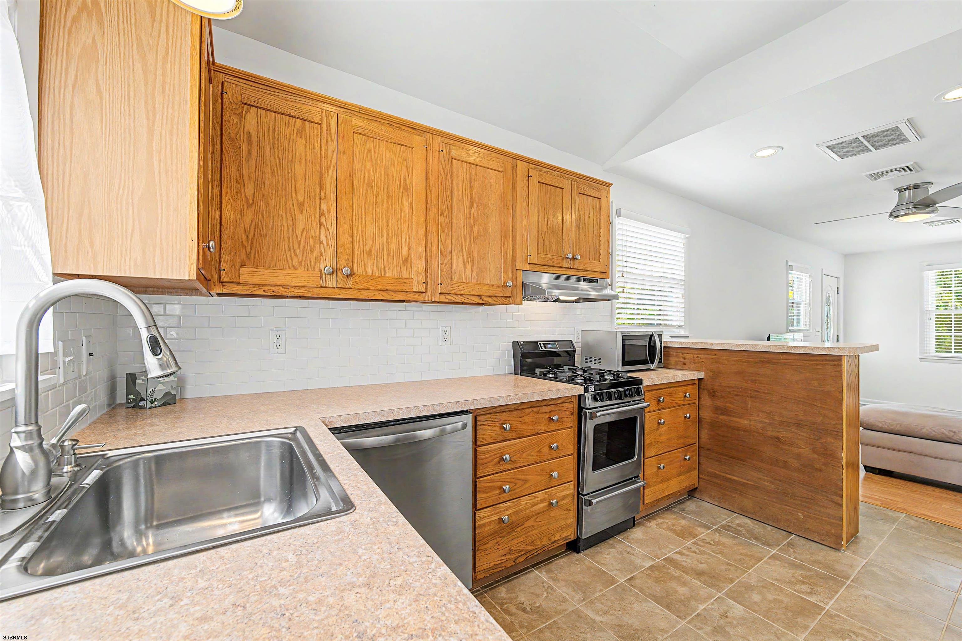 112 E Pierson Avenue Somers Point NJ 08244