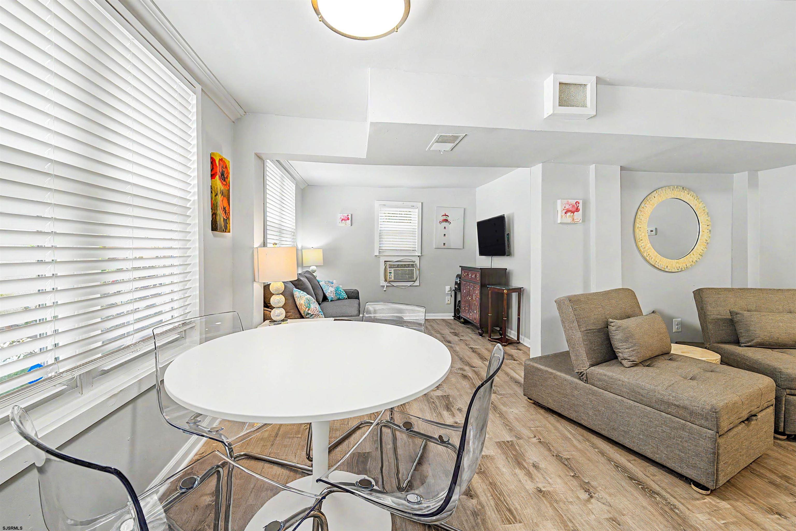 112 E Pierson Avenue Somers Point NJ 08244