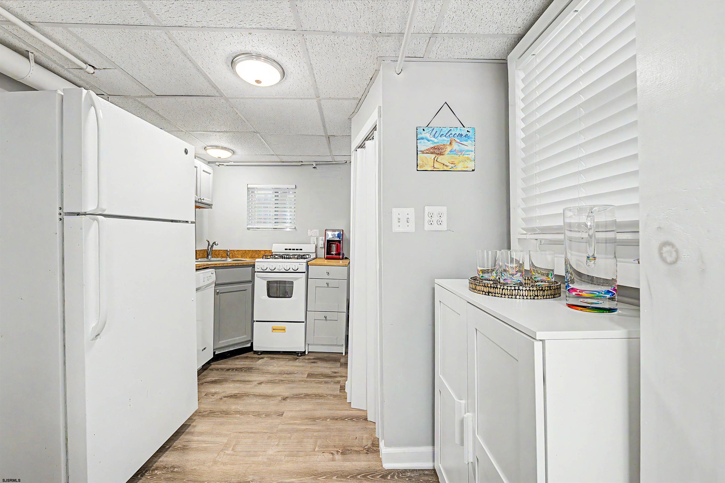 112 E Pierson Avenue Somers Point NJ 08244