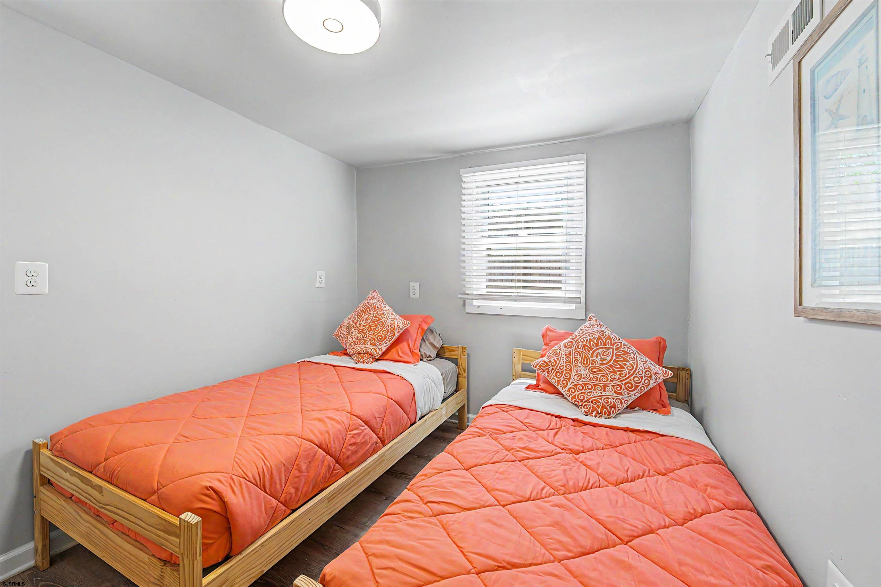 112 E Pierson Avenue Somers Point NJ 08244