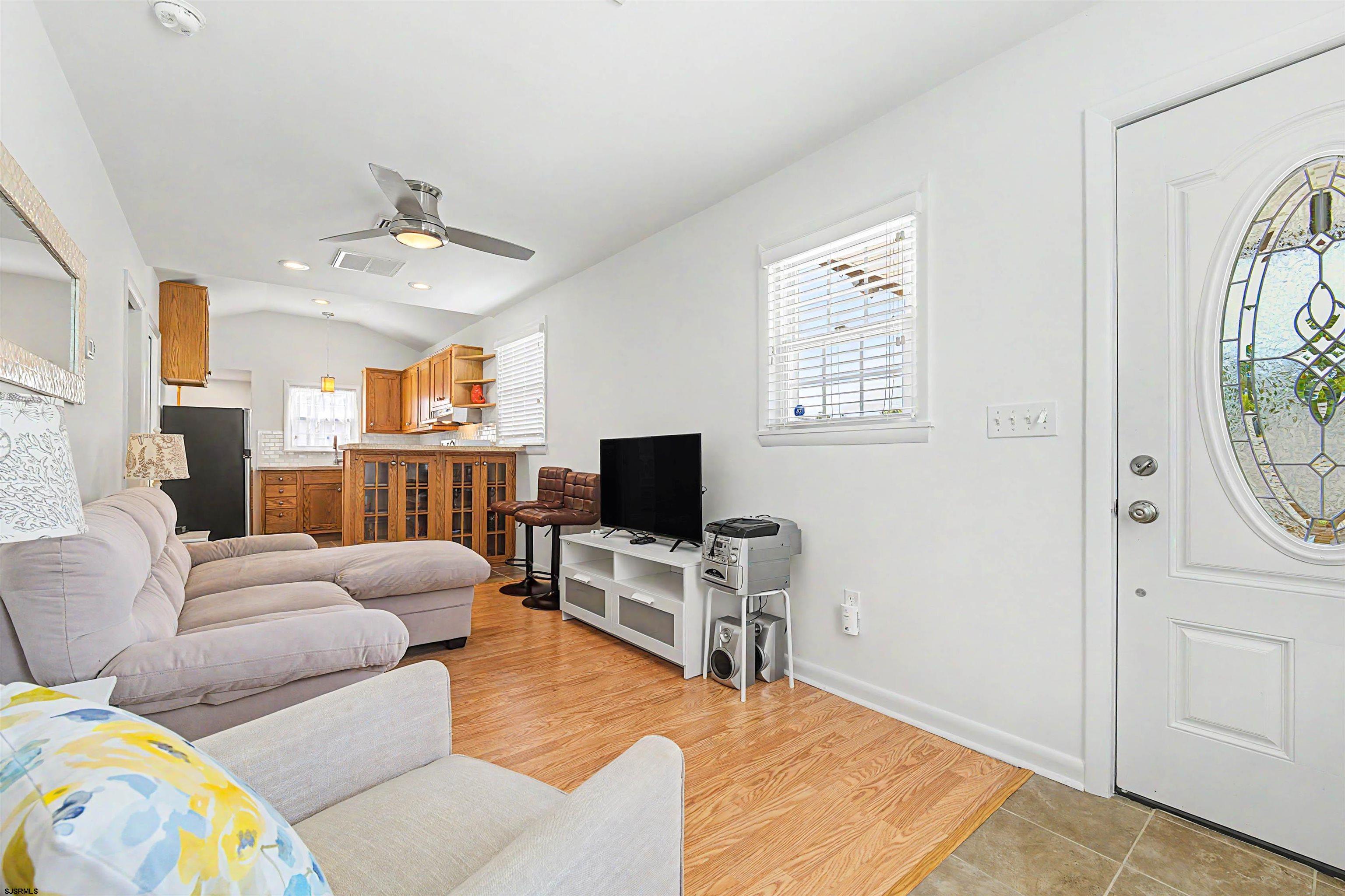 112 E Pierson Avenue Somers Point NJ 08244